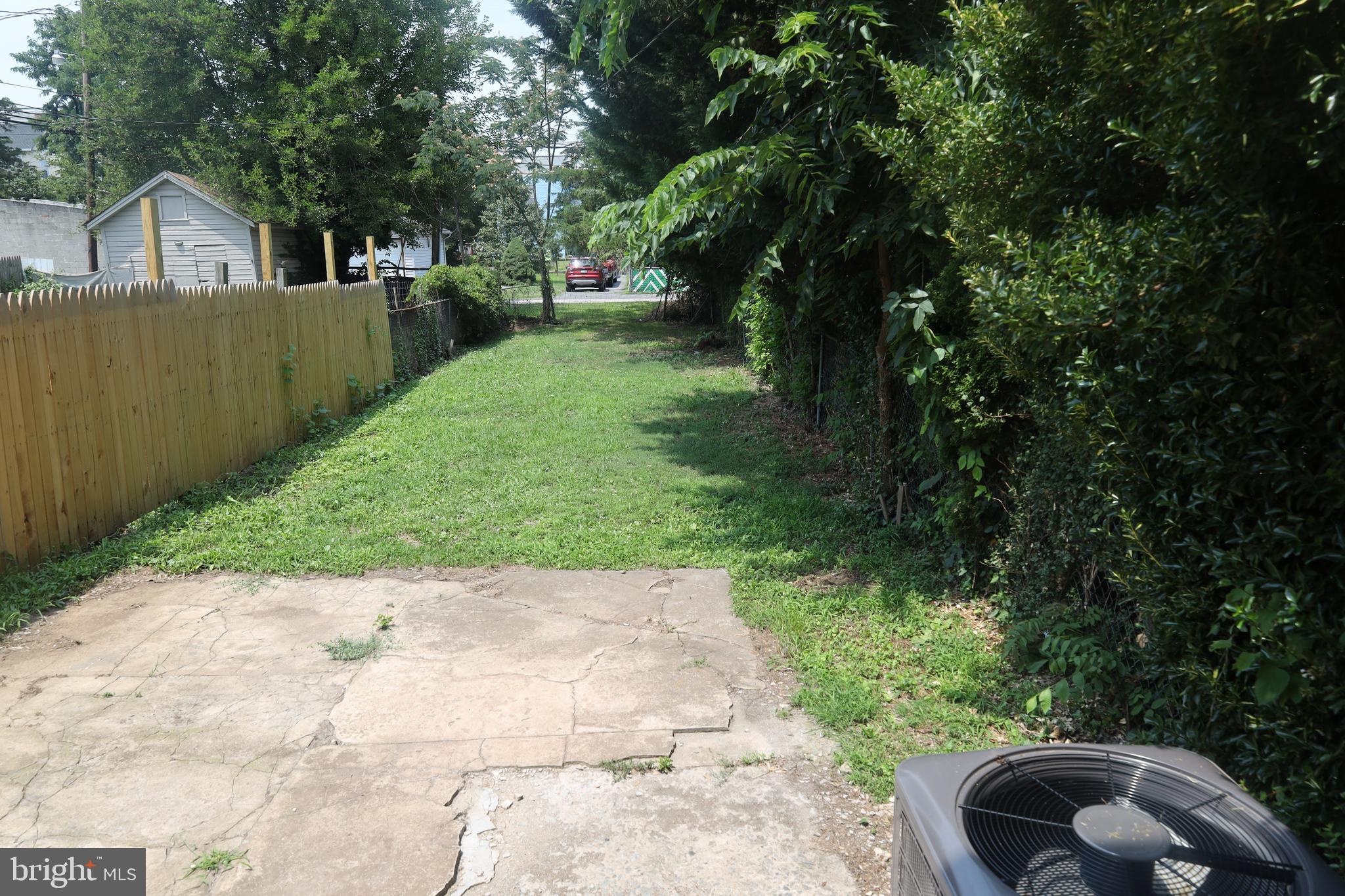 HAGERSTOWN - Residential