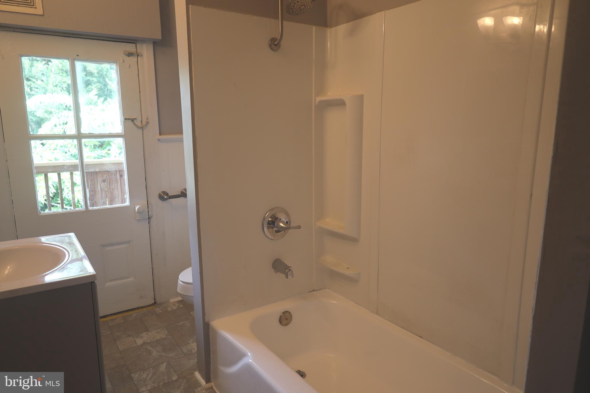 HAGERSTOWN - Residential