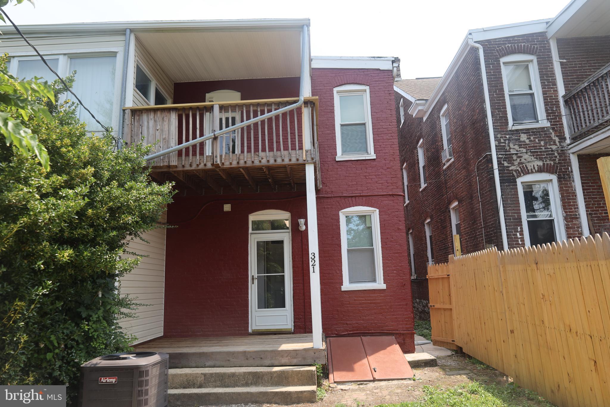 HAGERSTOWN - Residential