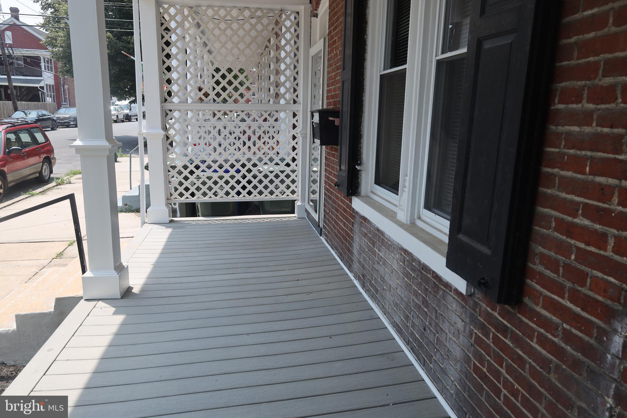 HAGERSTOWN - Residential
