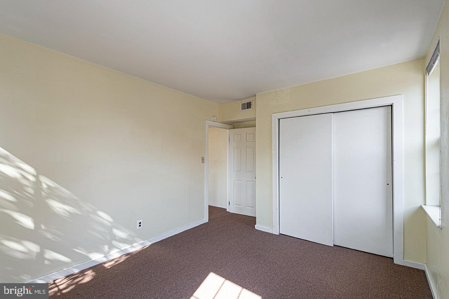 GRADUATE HOSPITAL - Residential Lease