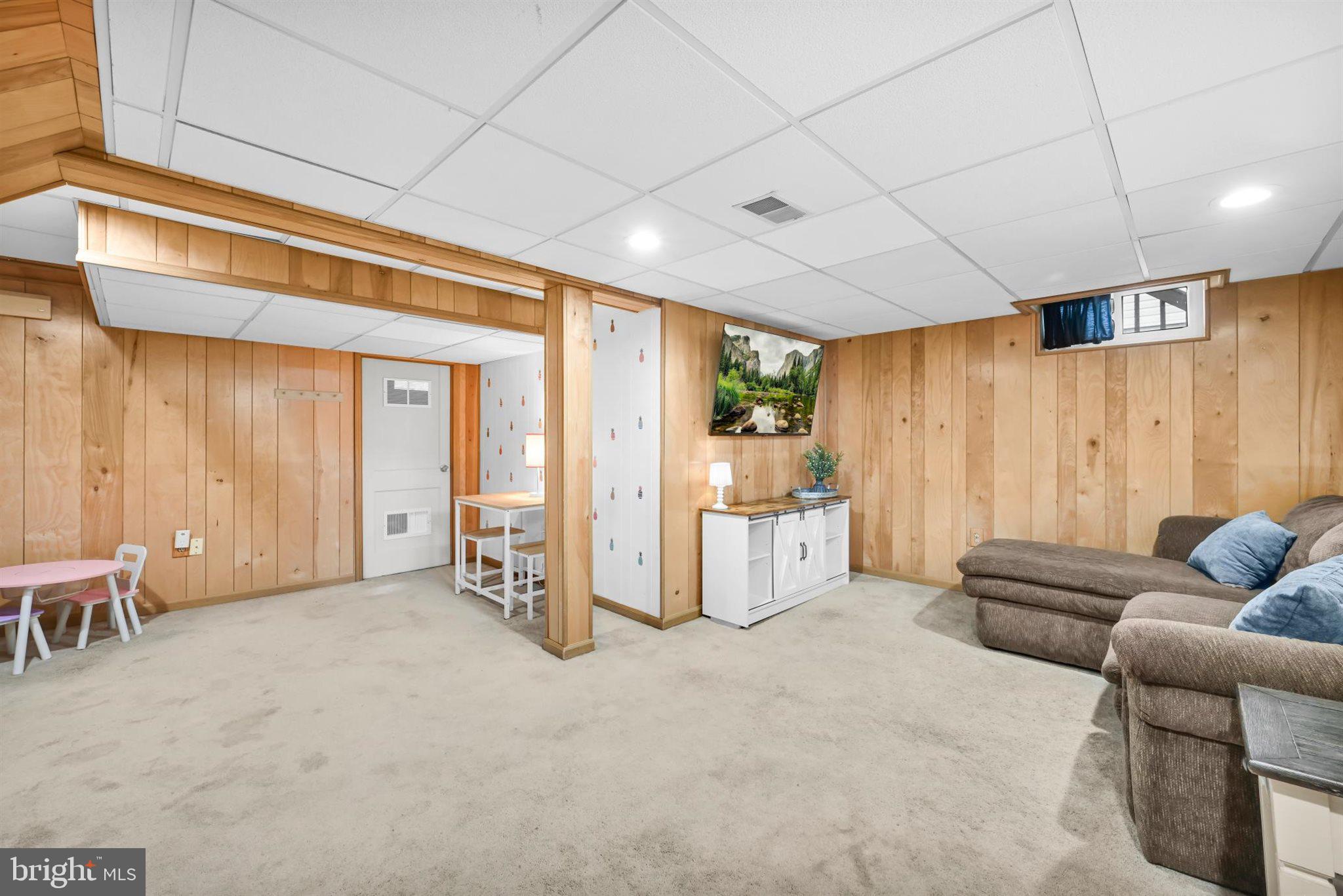 LINCOLN PARK - Residential