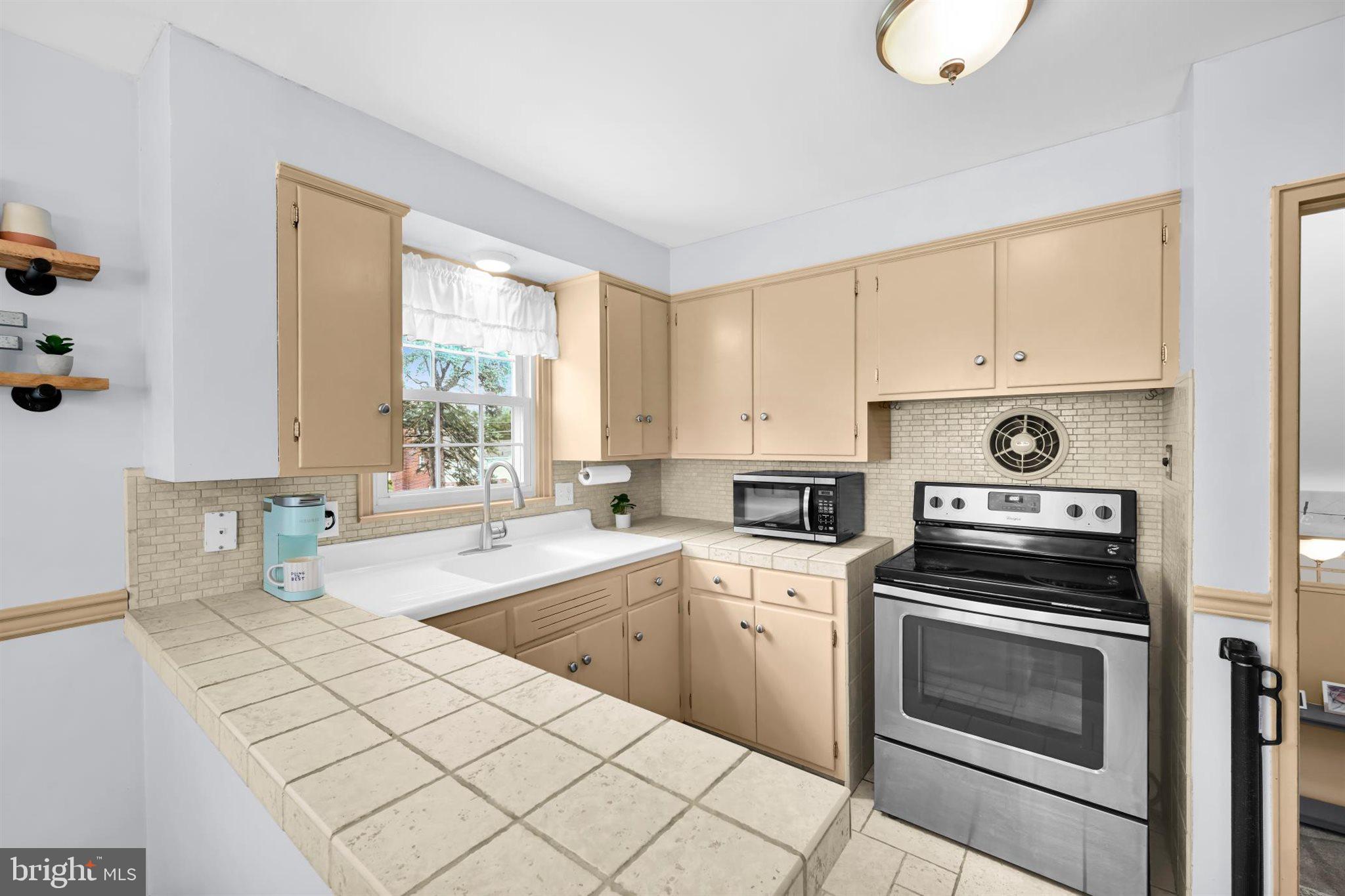 LINCOLN PARK - Residential