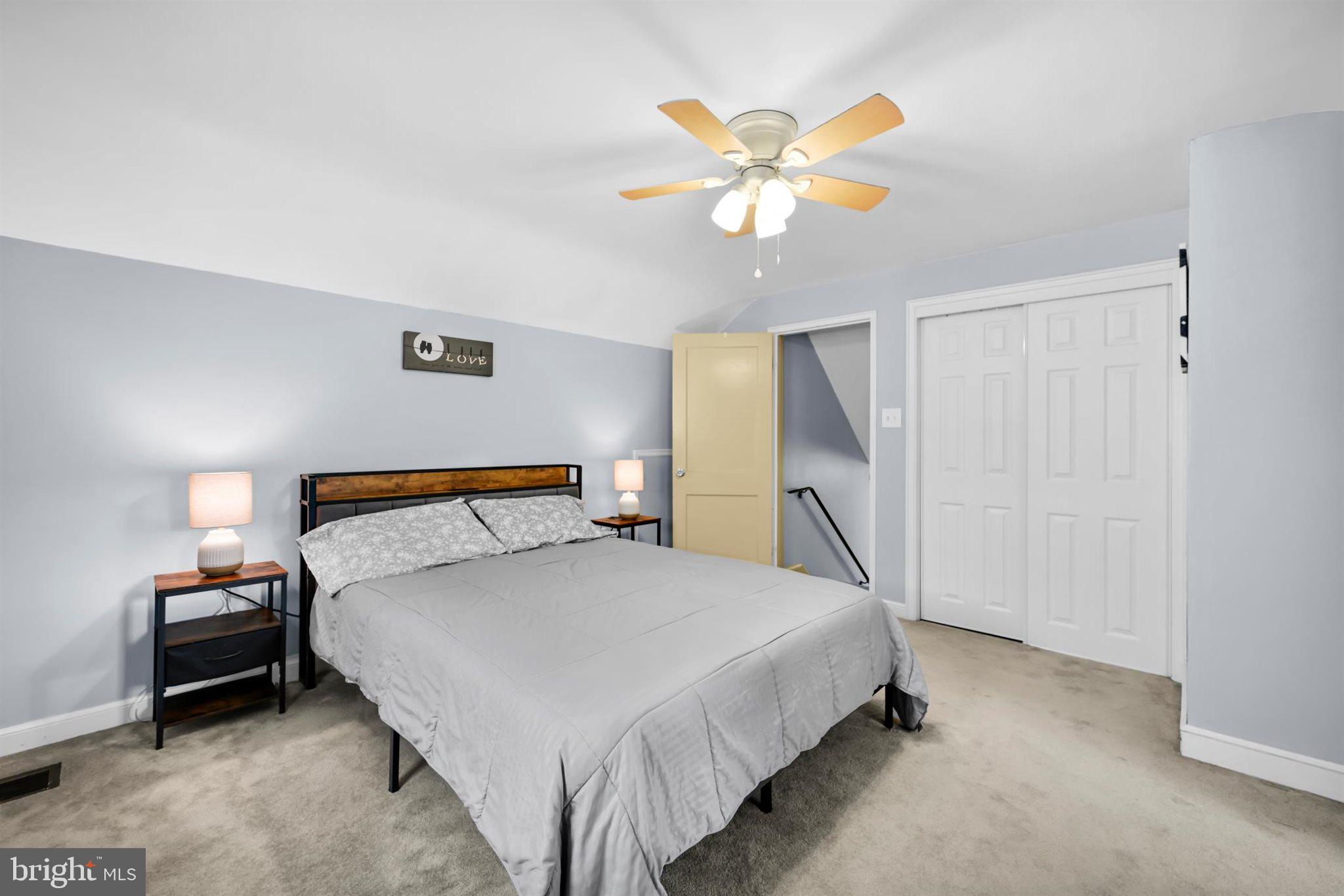 LINCOLN PARK - Residential