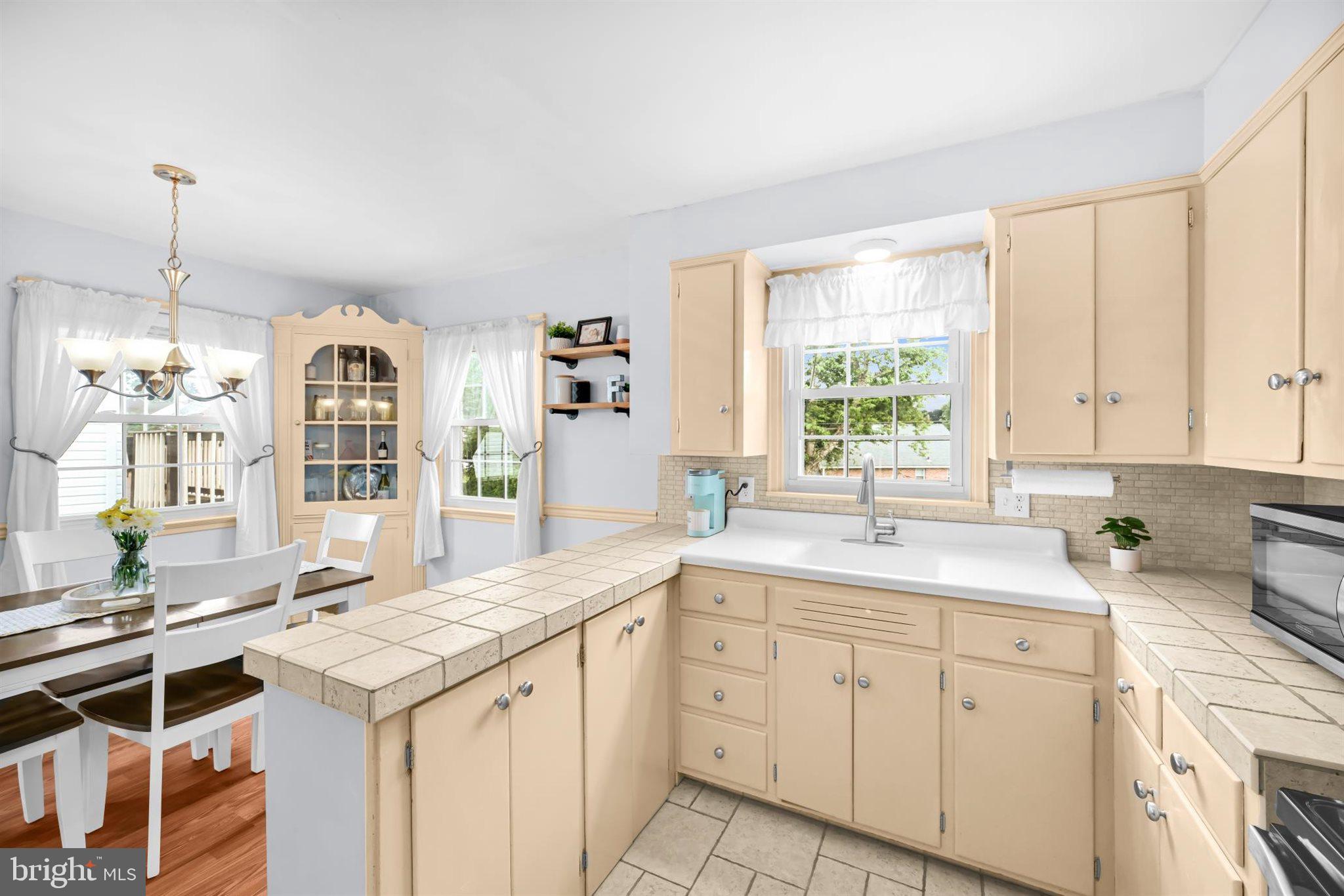 LINCOLN PARK - Residential