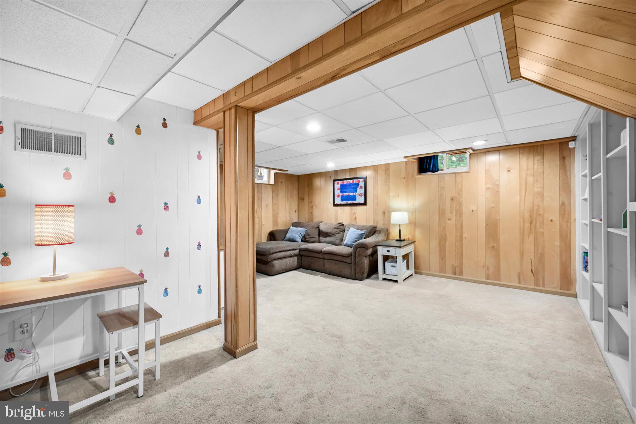 LINCOLN PARK - Residential