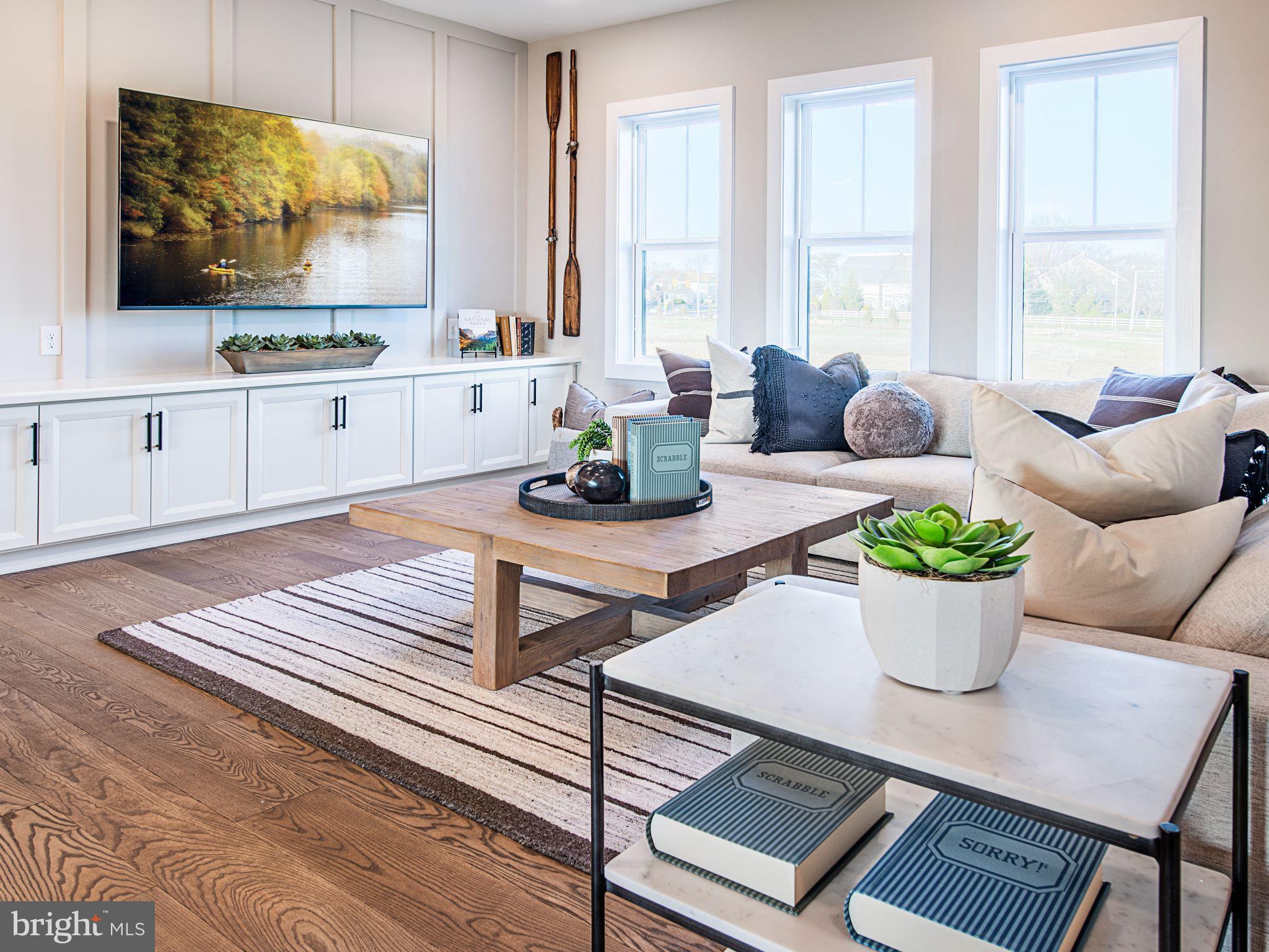 BRETON HILL - Residential