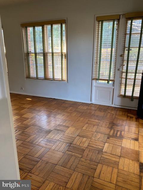 PARK  FAIRFAX - Residential Lease
