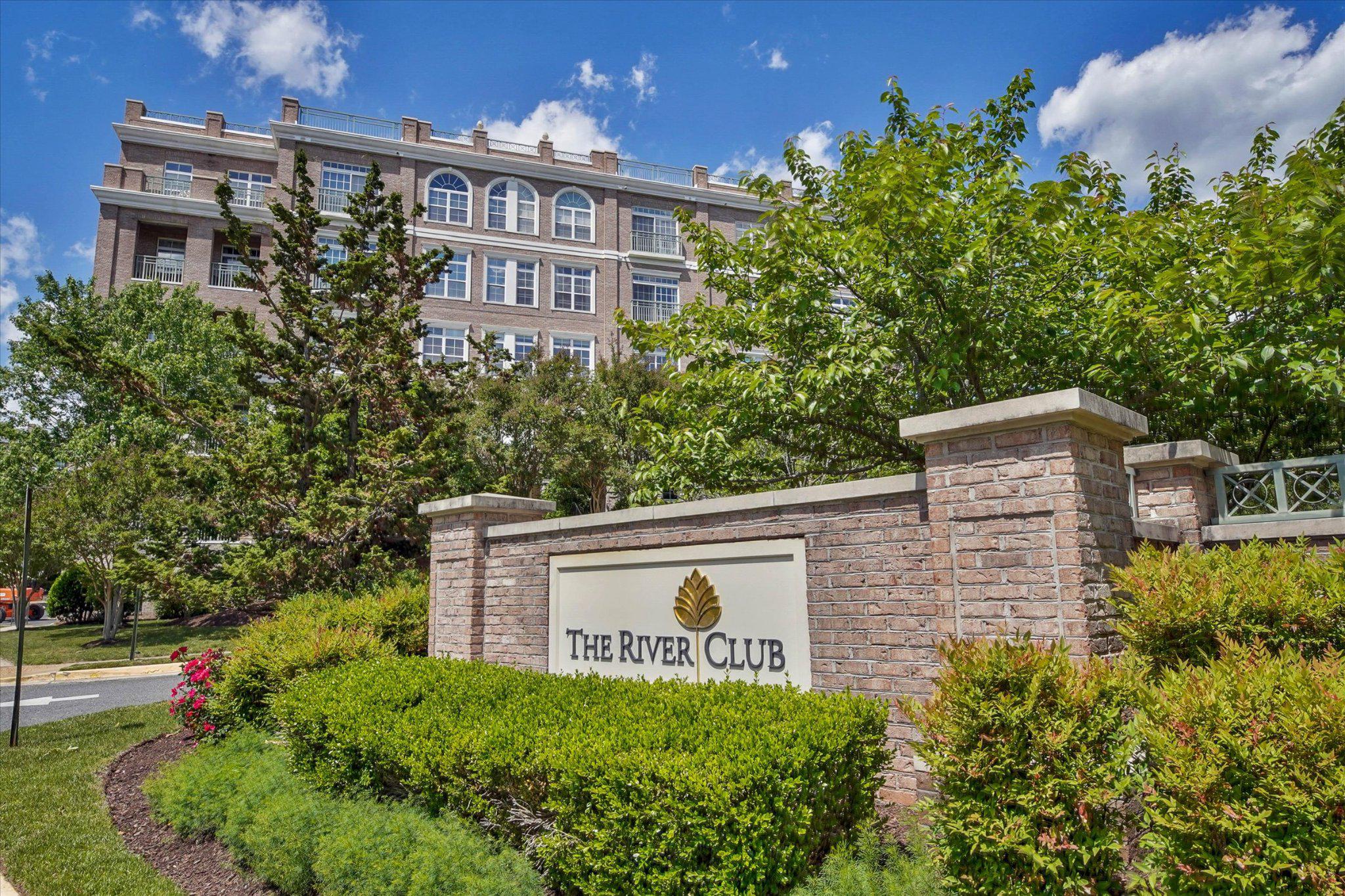 RIVER CLUB - Residential