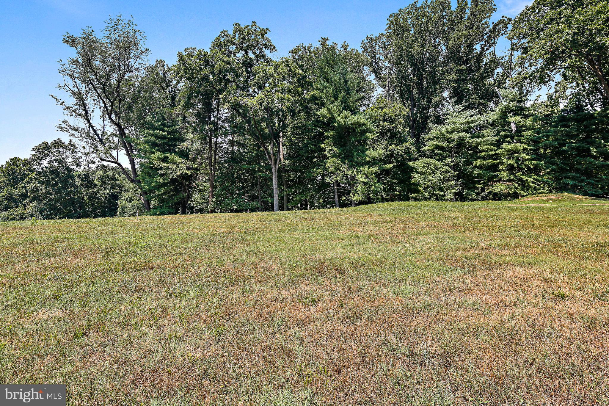 LUTHERVILLE - Land