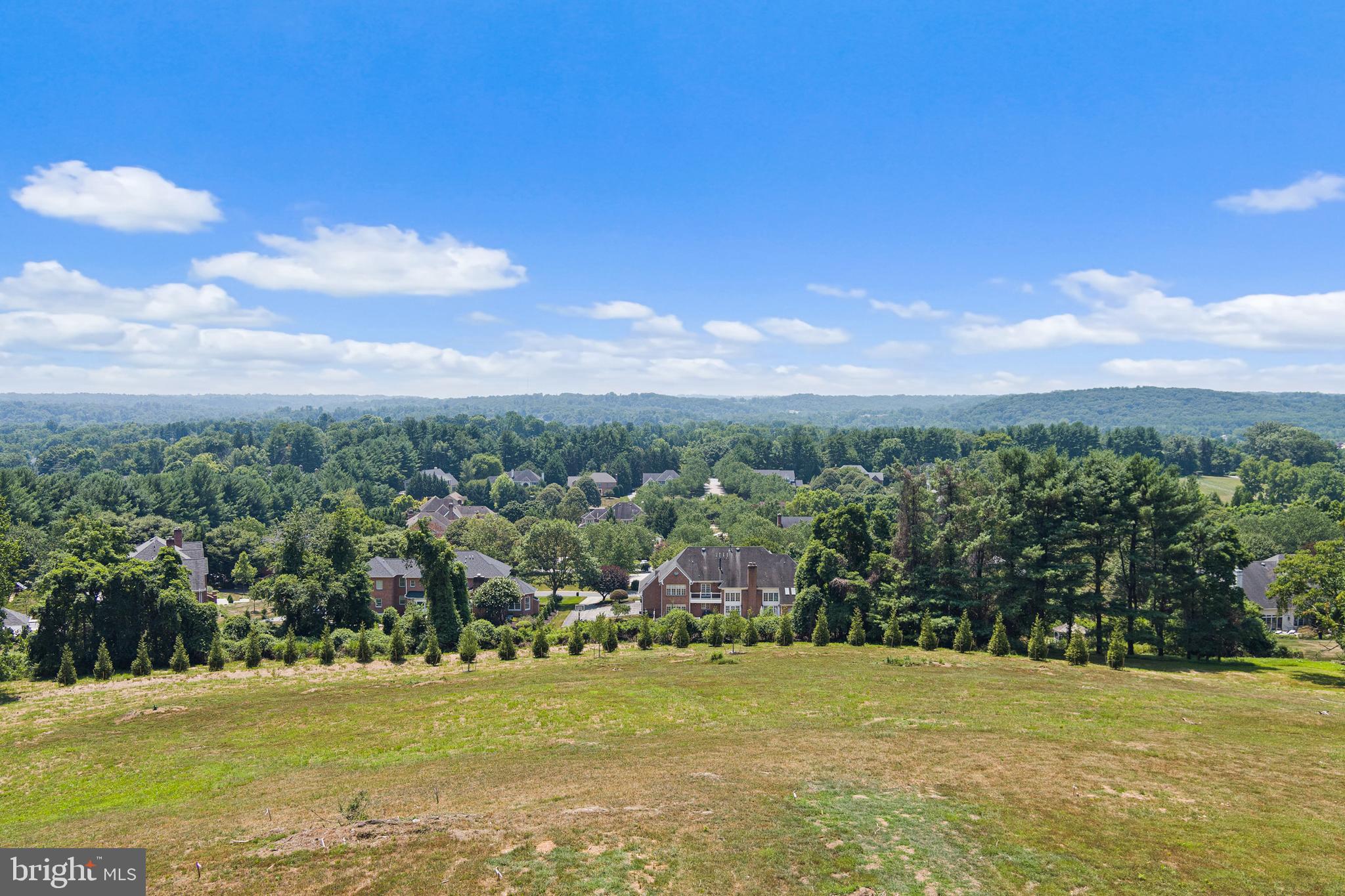 LUTHERVILLE - Land