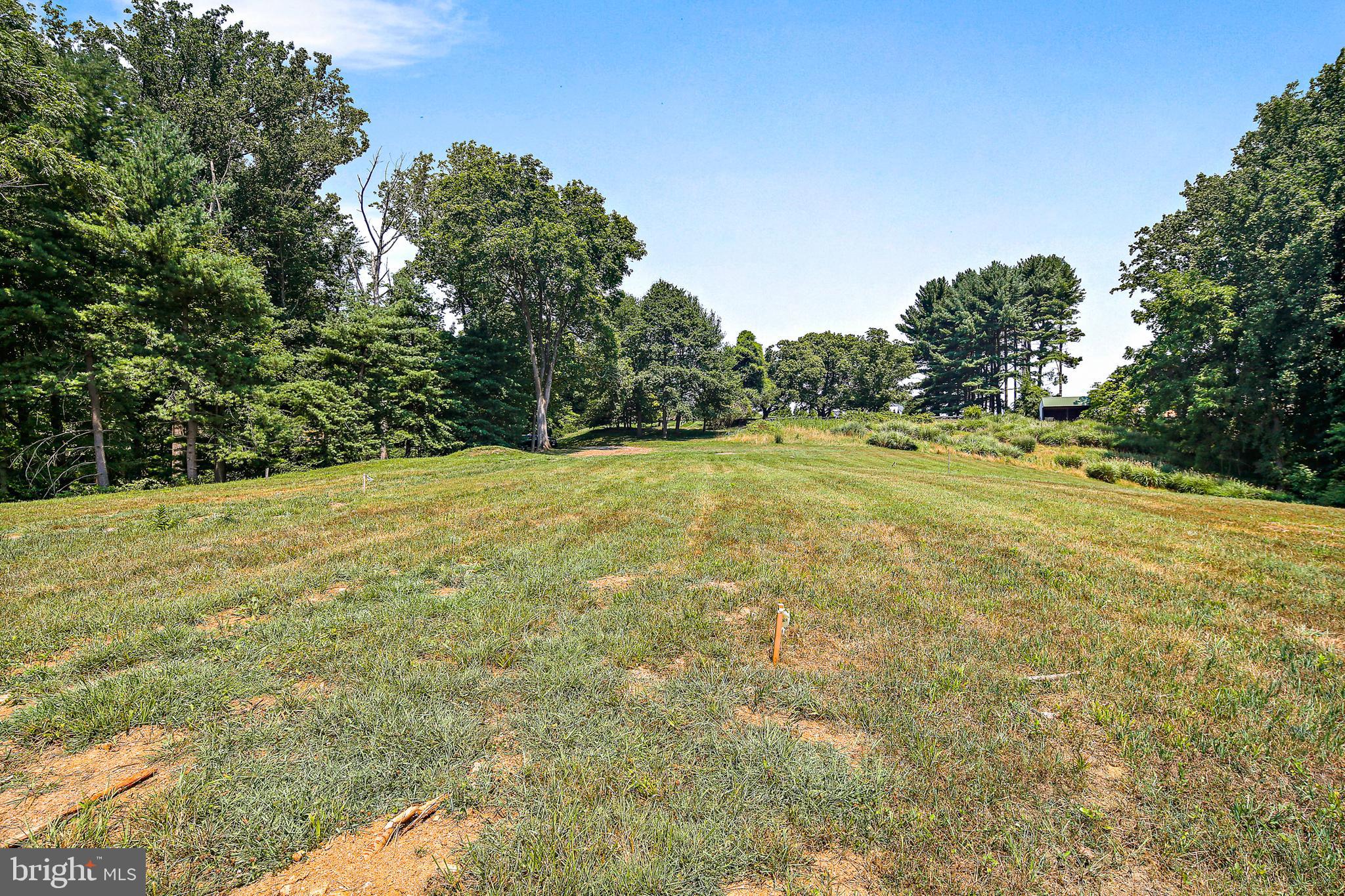 LUTHERVILLE - Land