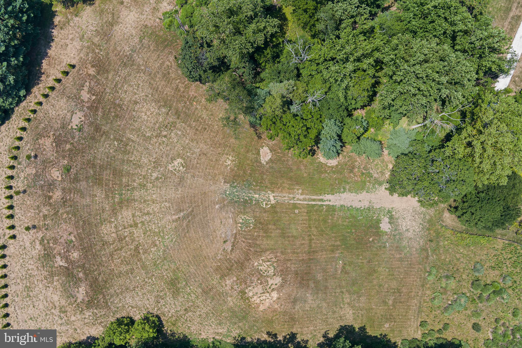 LUTHERVILLE - Land