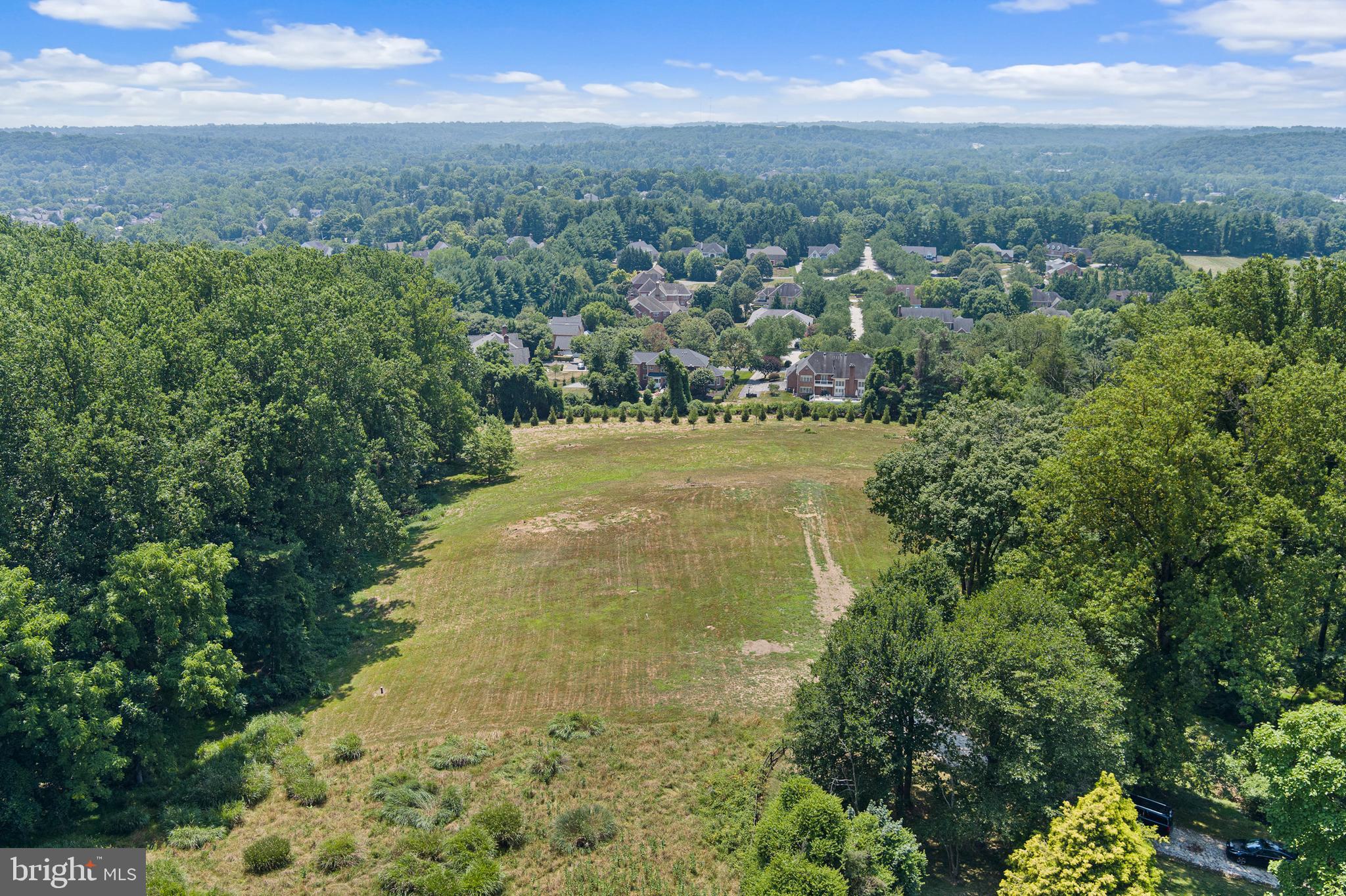 LUTHERVILLE - Land