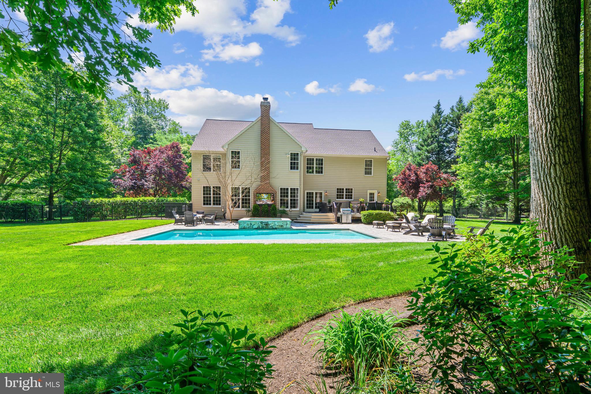 PENDERBROOKE - Residential
