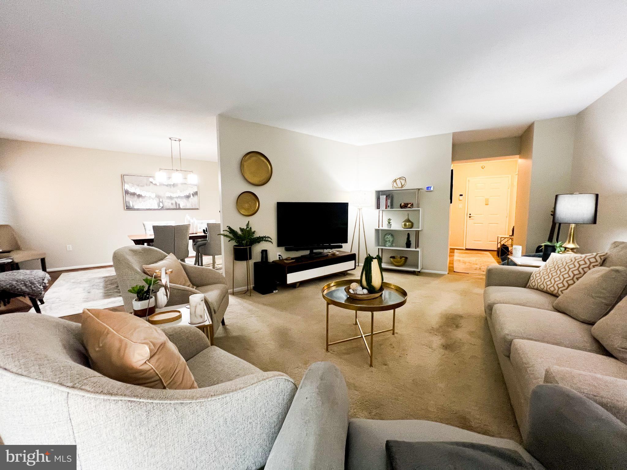 GREENS AT LEISURE WORLD - Residential