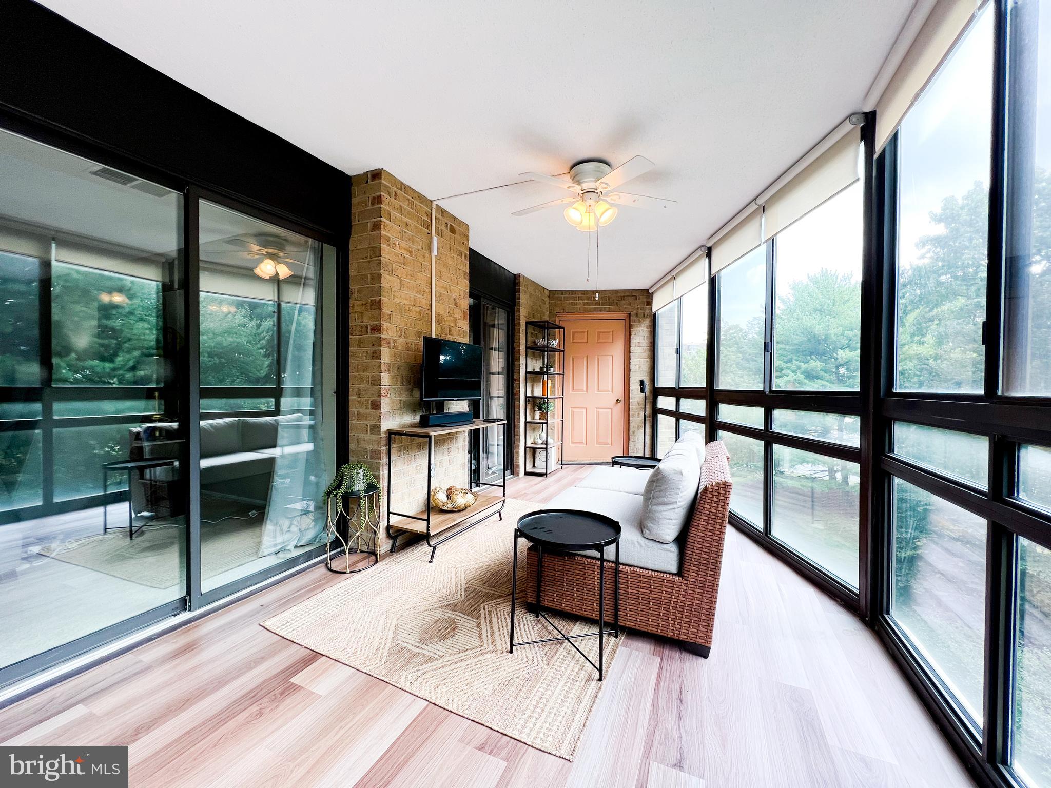 GREENS AT LEISURE WORLD - Residential
