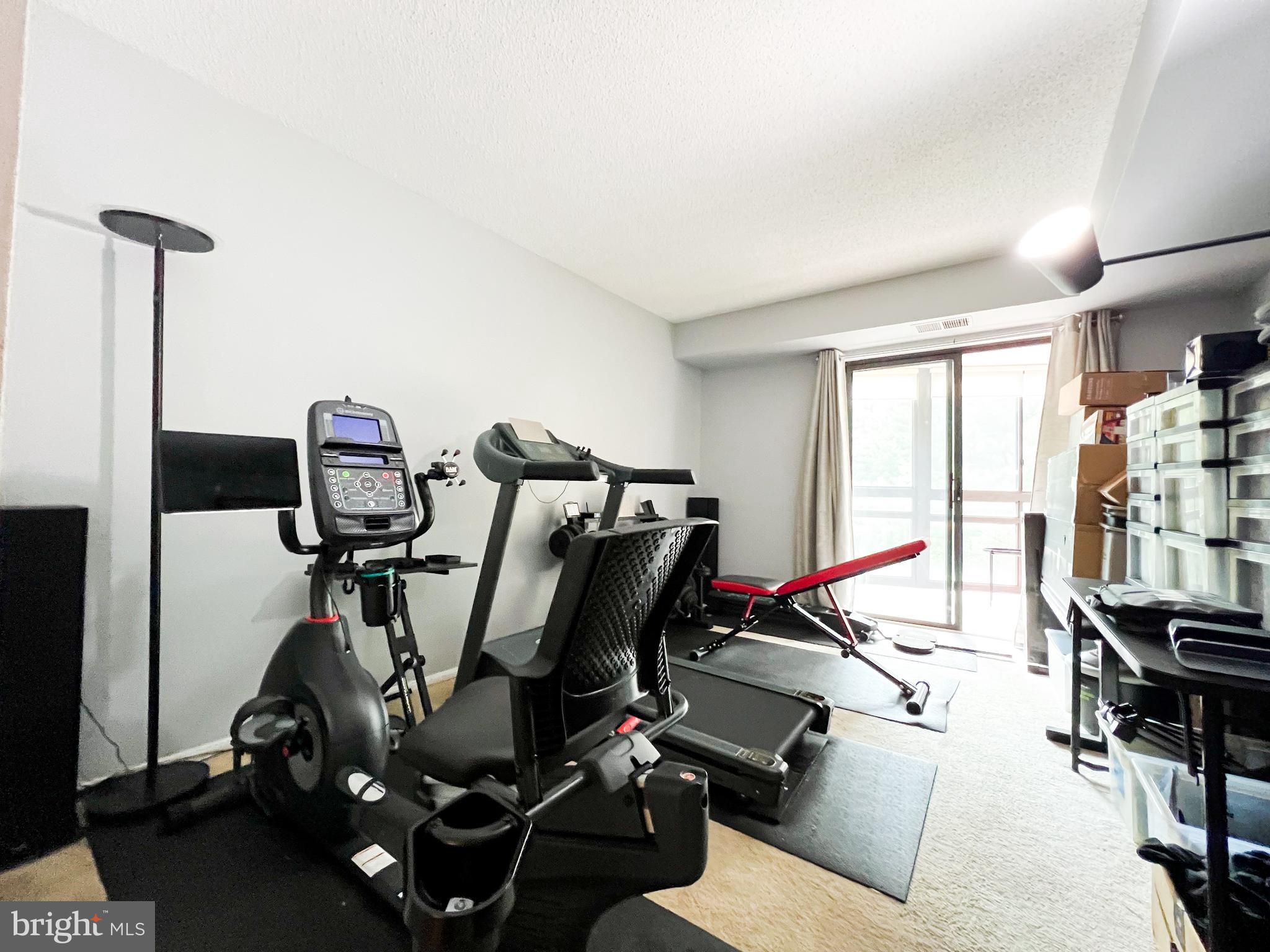 GREENS AT LEISURE WORLD - Residential