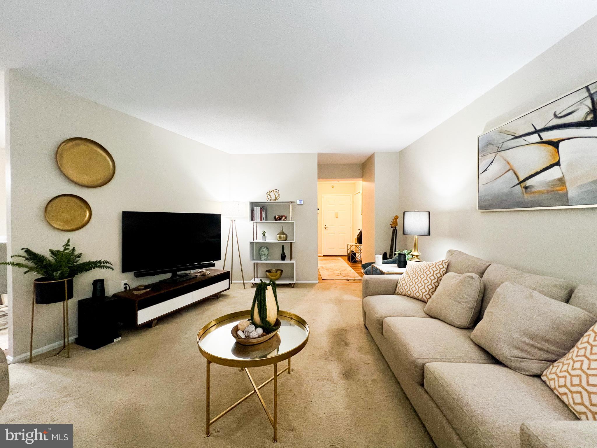 GREENS AT LEISURE WORLD - Residential