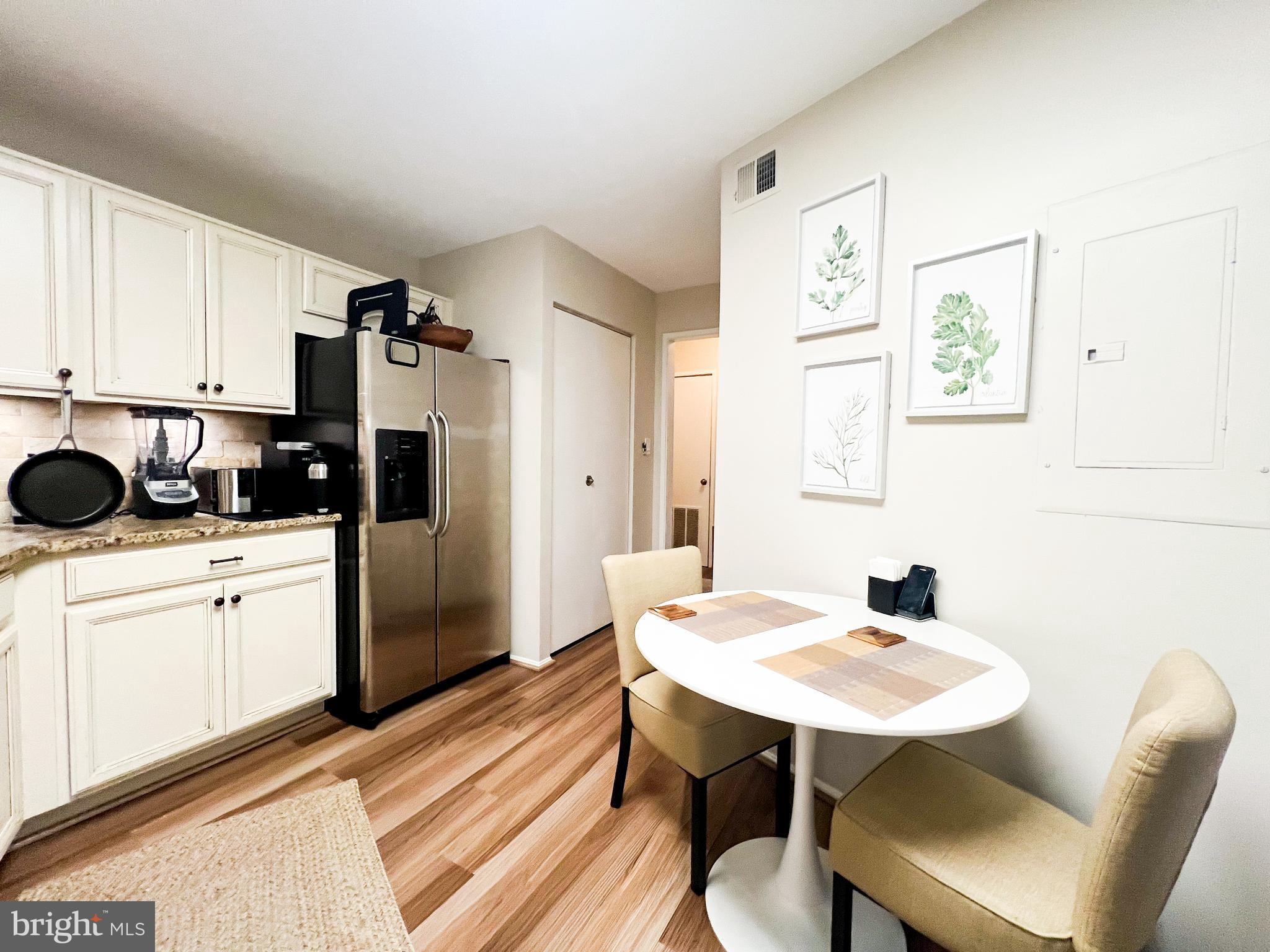 GREENS AT LEISURE WORLD - Residential