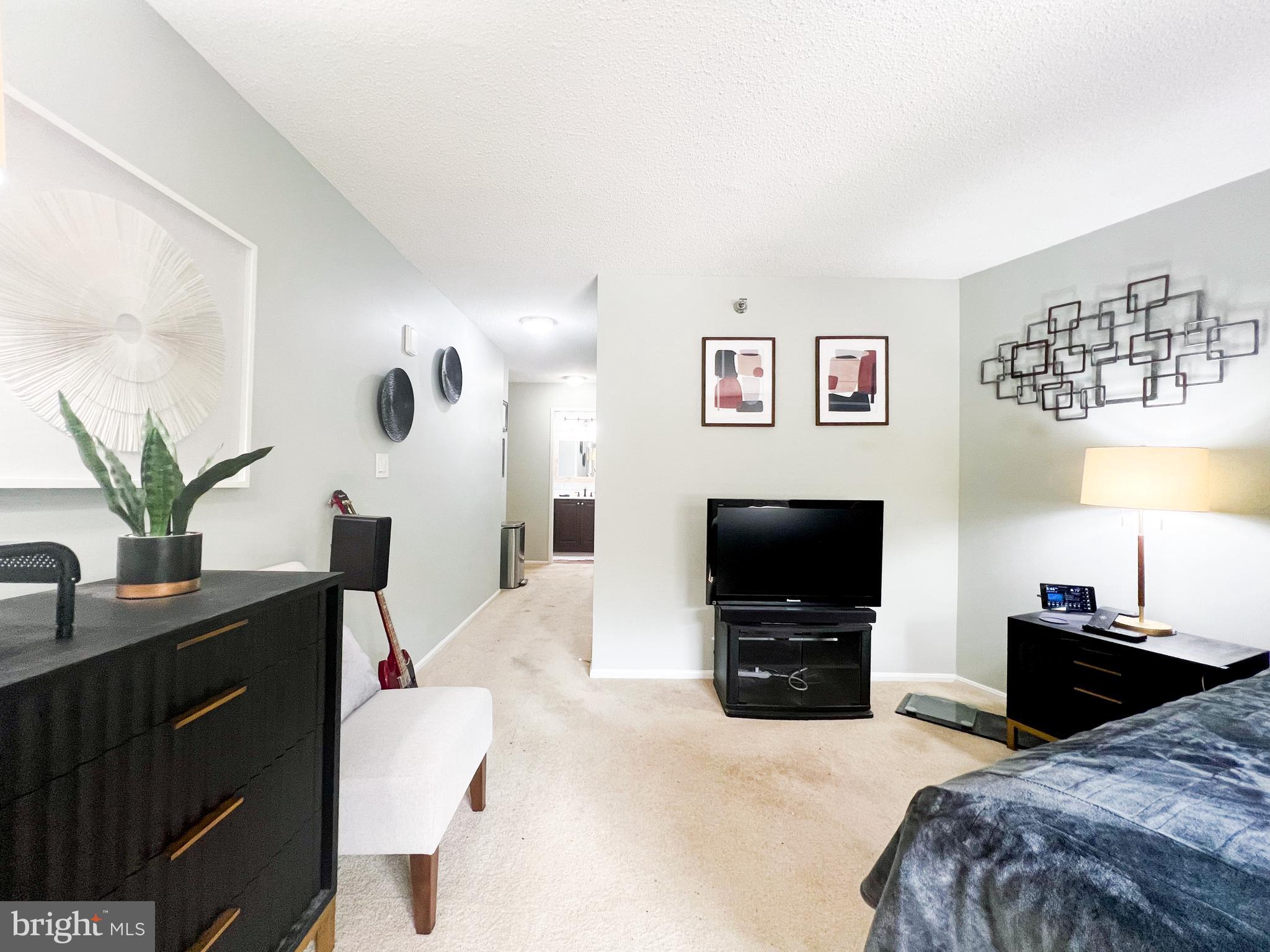GREENS AT LEISURE WORLD - Residential