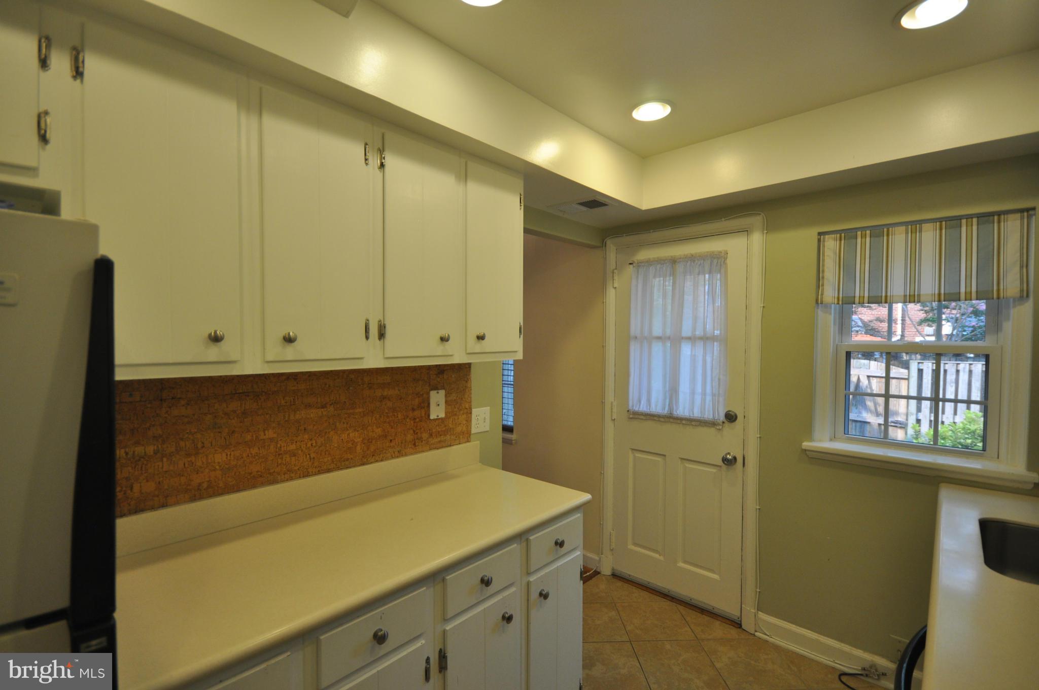 FAIRLINGTON MEWS - Residential Lease