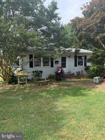 3 bedroom 1 bath home in the Delmar school district!.   Great location and great street.  Bring your vision and effort to get this home back to its potential.  Home is sold as-is!