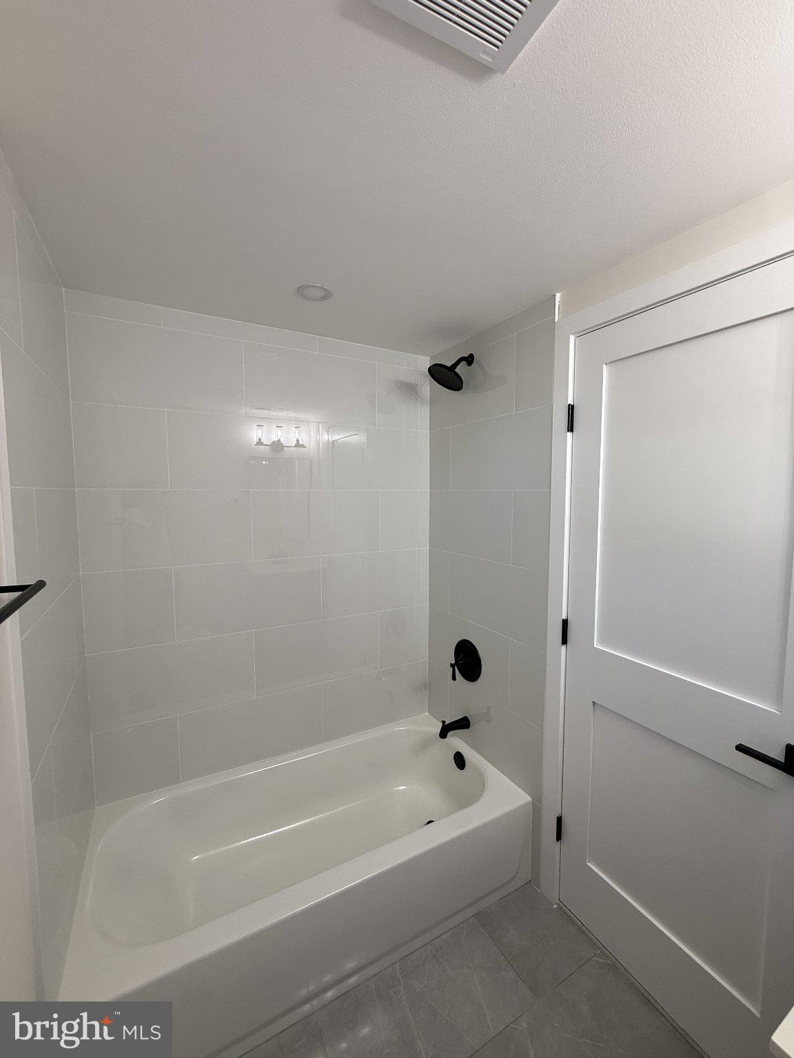 STONELEIGH - Residential
