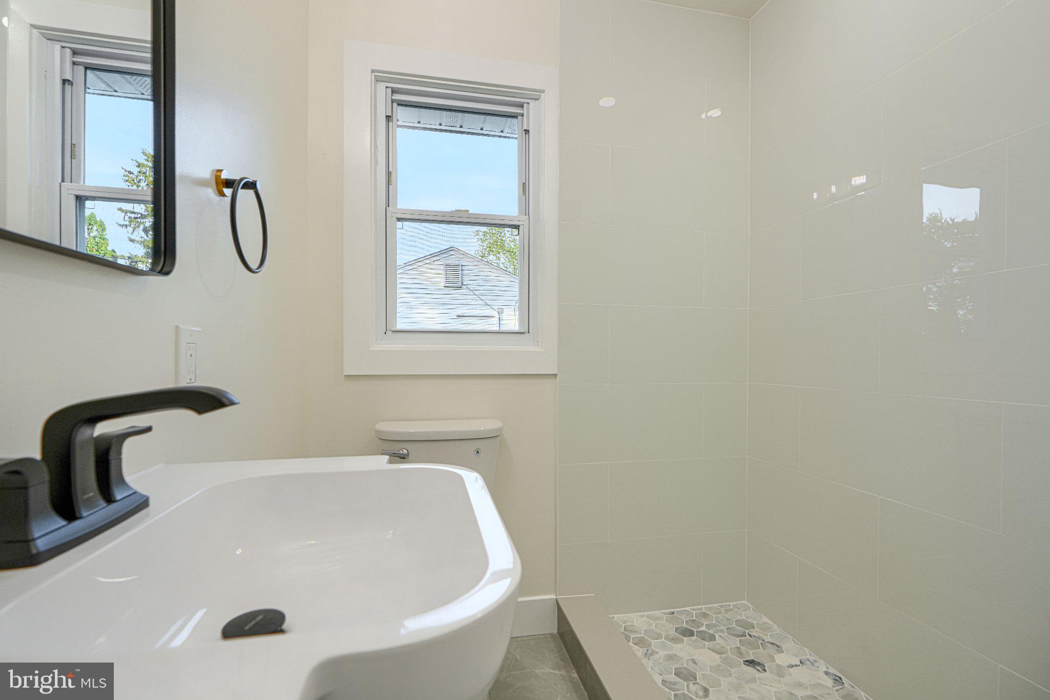 STONELEIGH - Residential