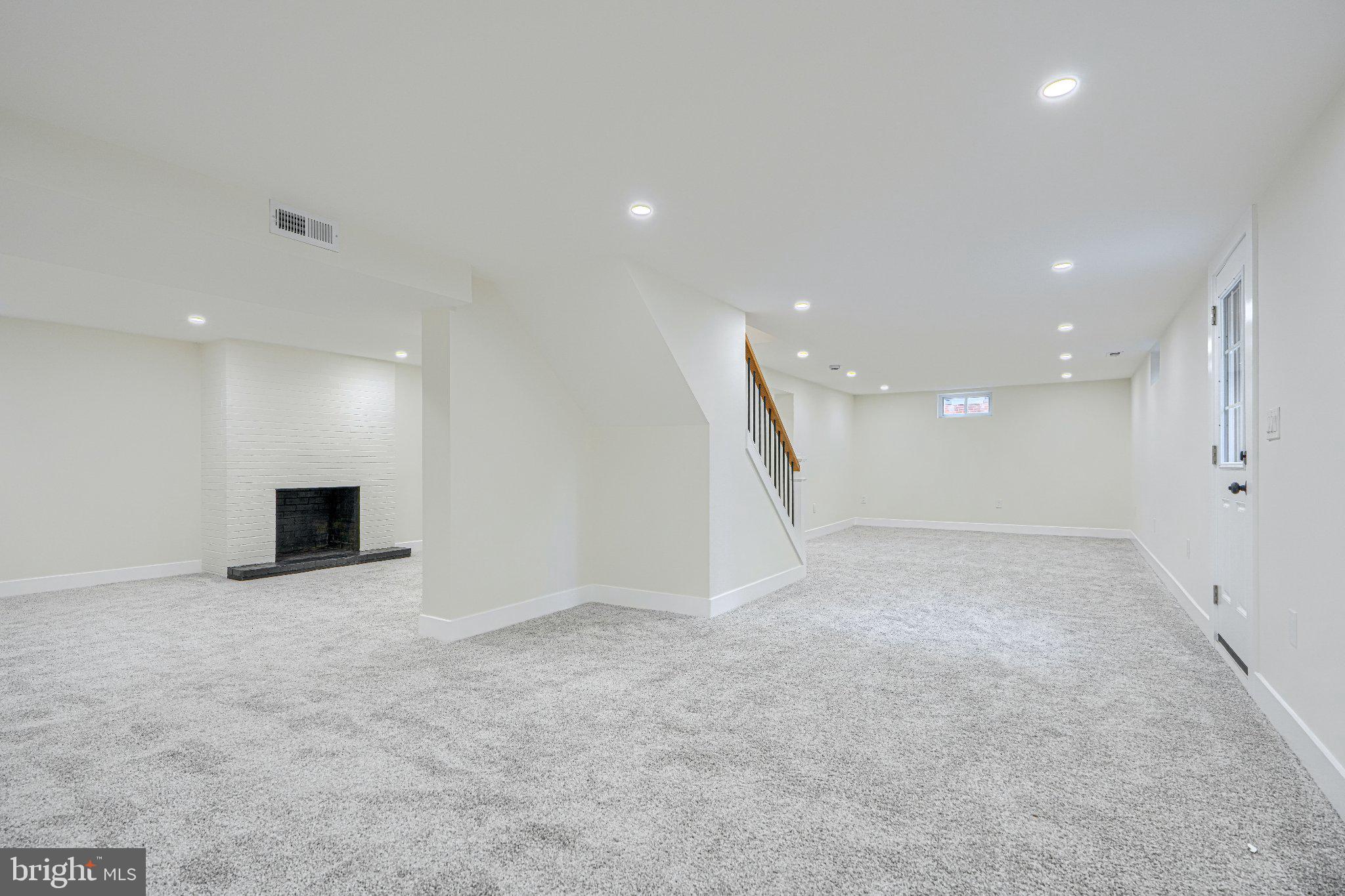 STONELEIGH - Residential