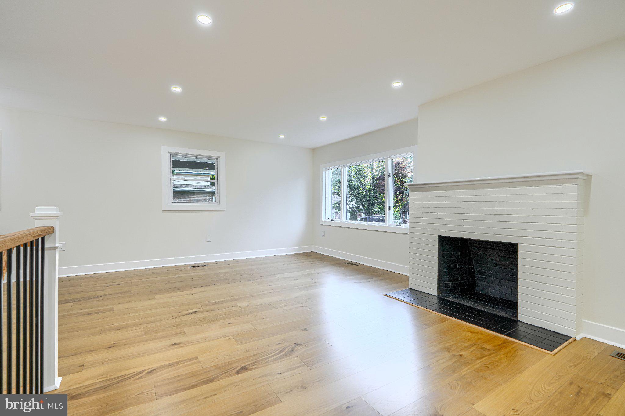 STONELEIGH - Residential