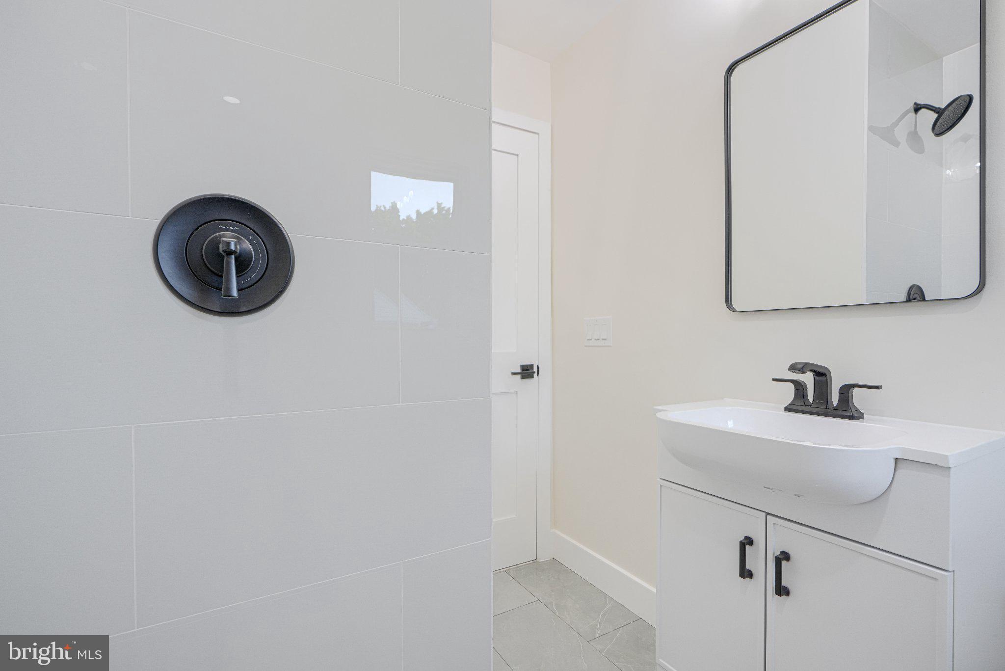 STONELEIGH - Residential
