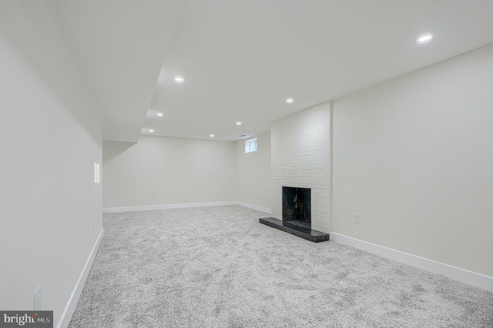 STONELEIGH - Residential