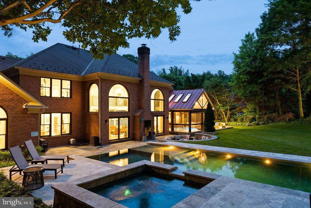 SWINKS MILL WOODS - Residential