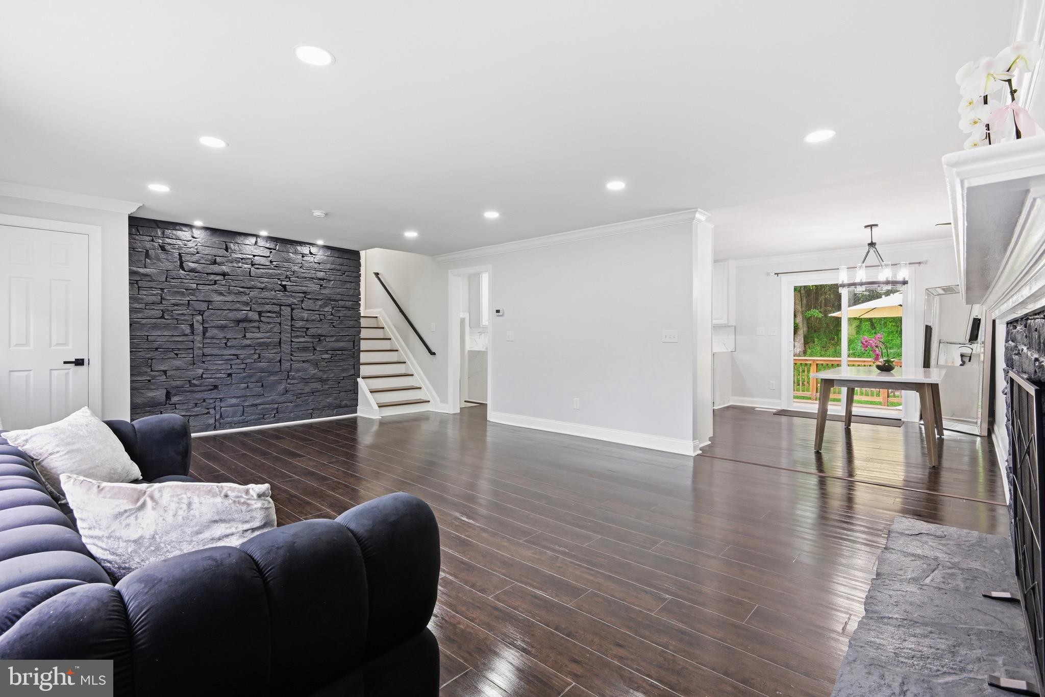 TIMONIUM - Residential