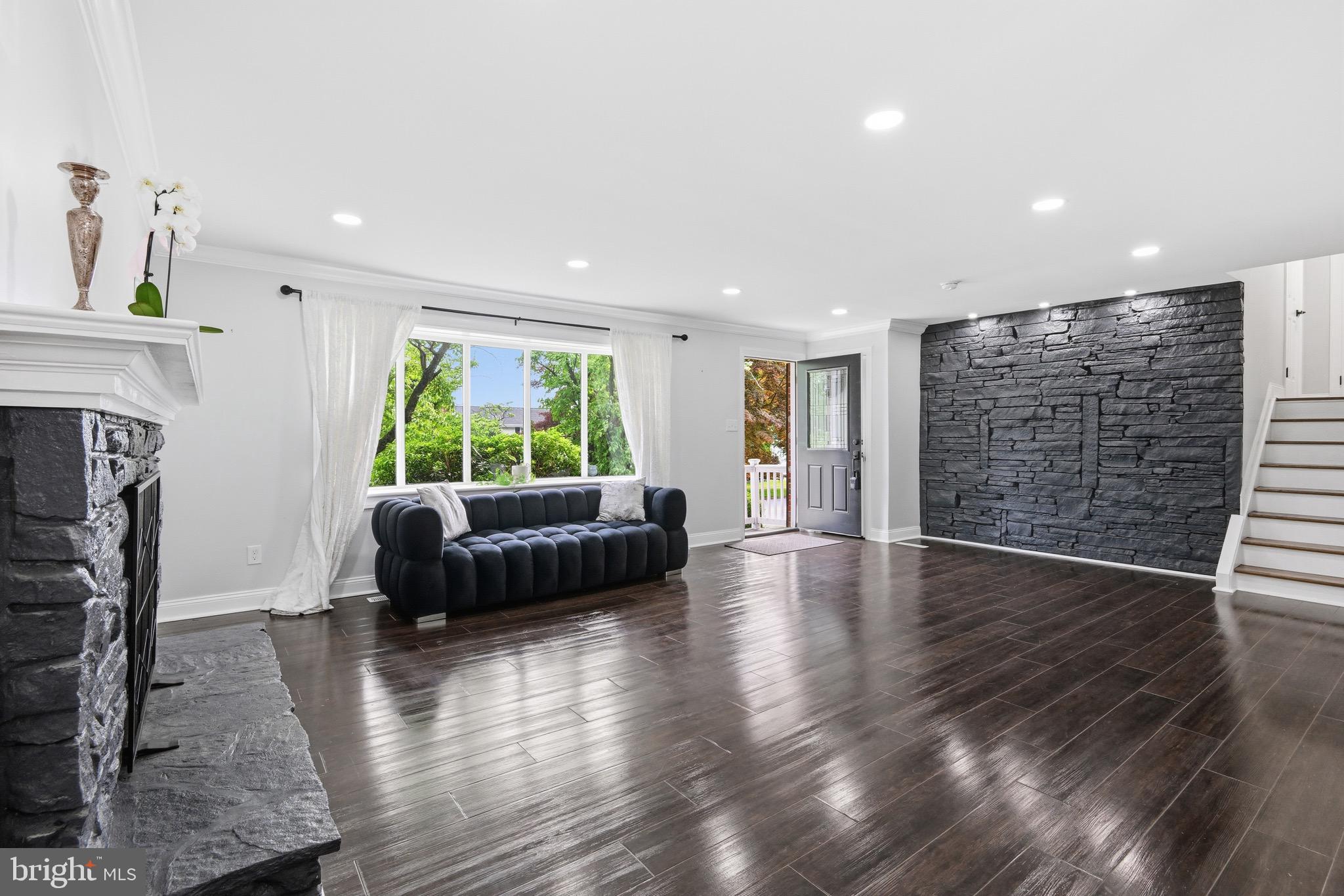 TIMONIUM - Residential