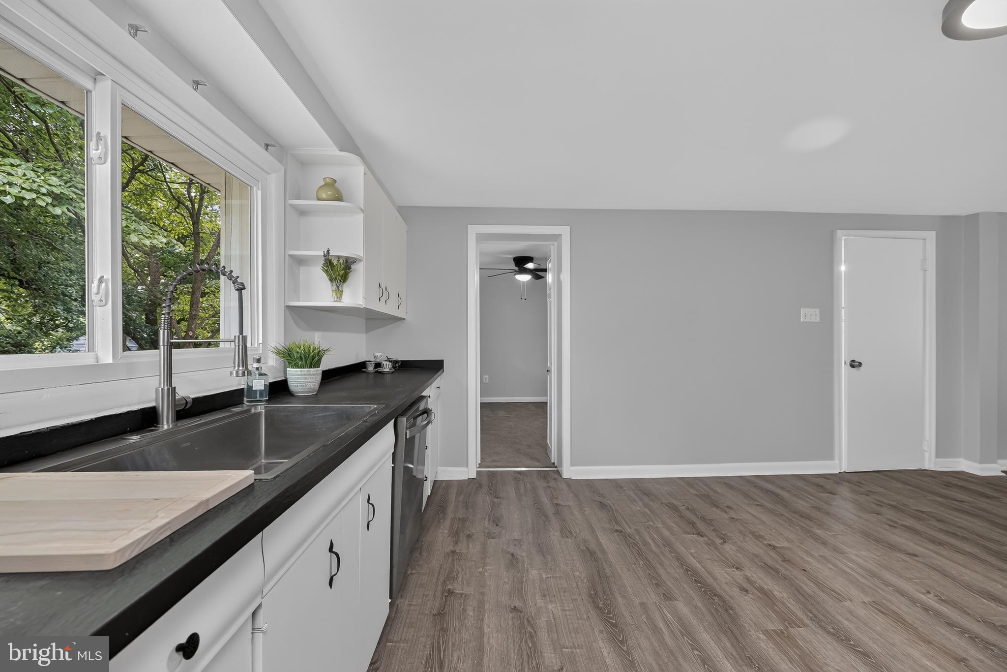 CHELSEA BEACH - Residential