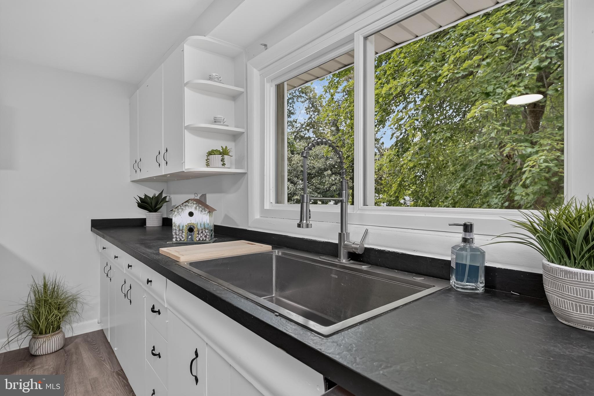 CHELSEA BEACH - Residential