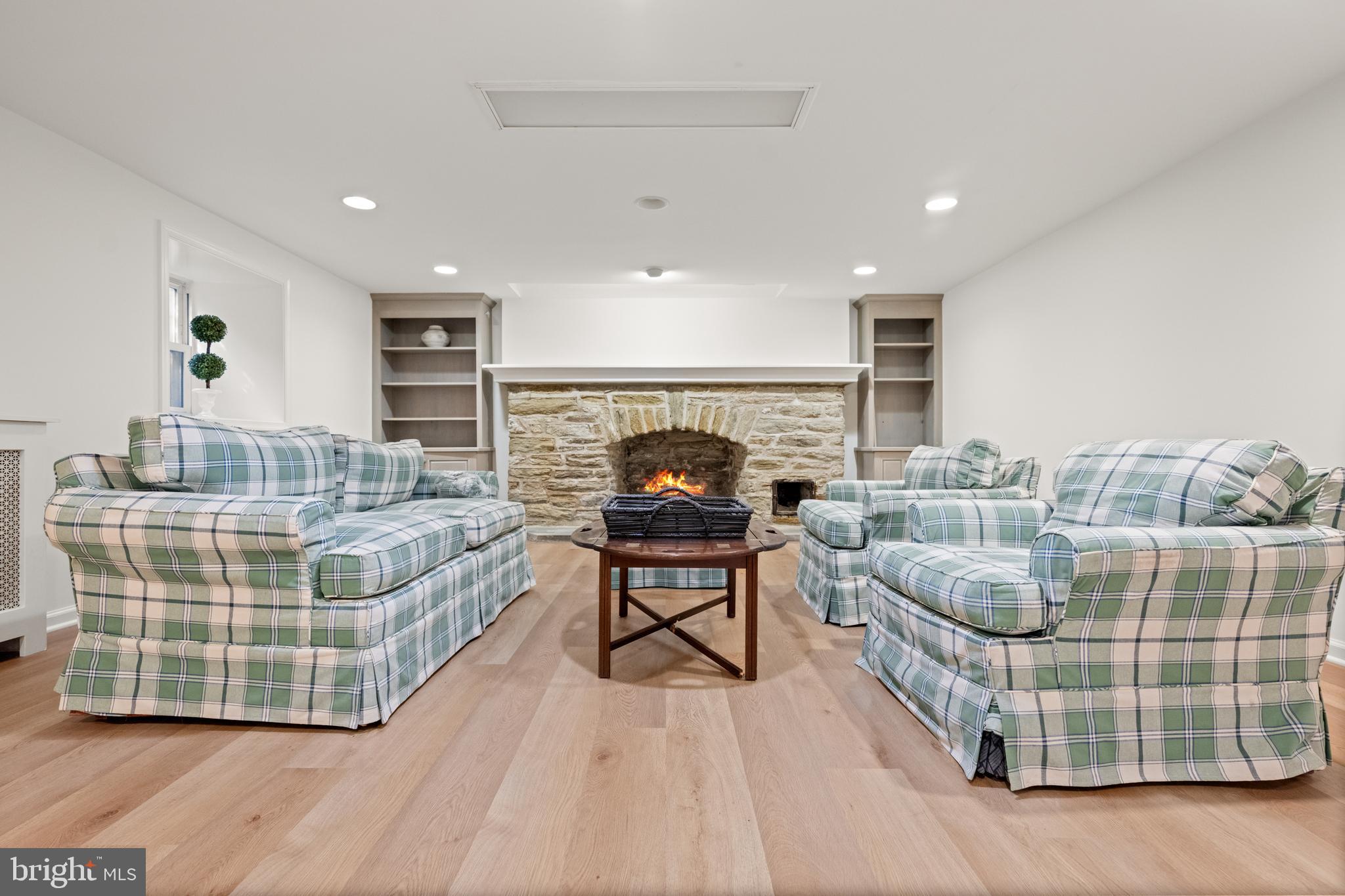 ARDROSSAN - Residential
