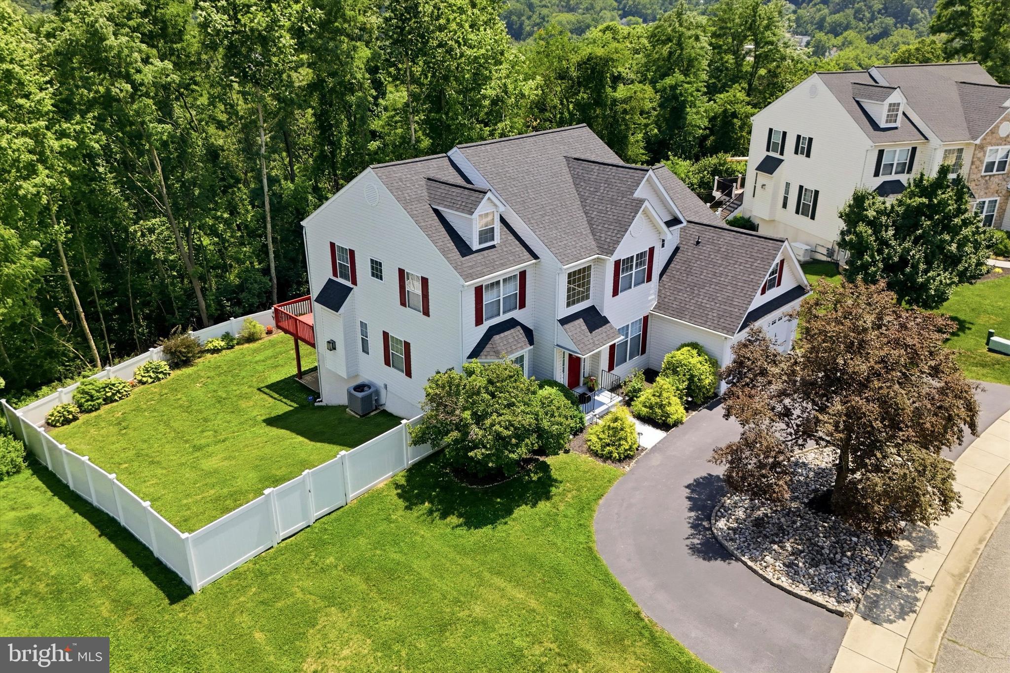SPRING VALLEY ESTATE - Residential