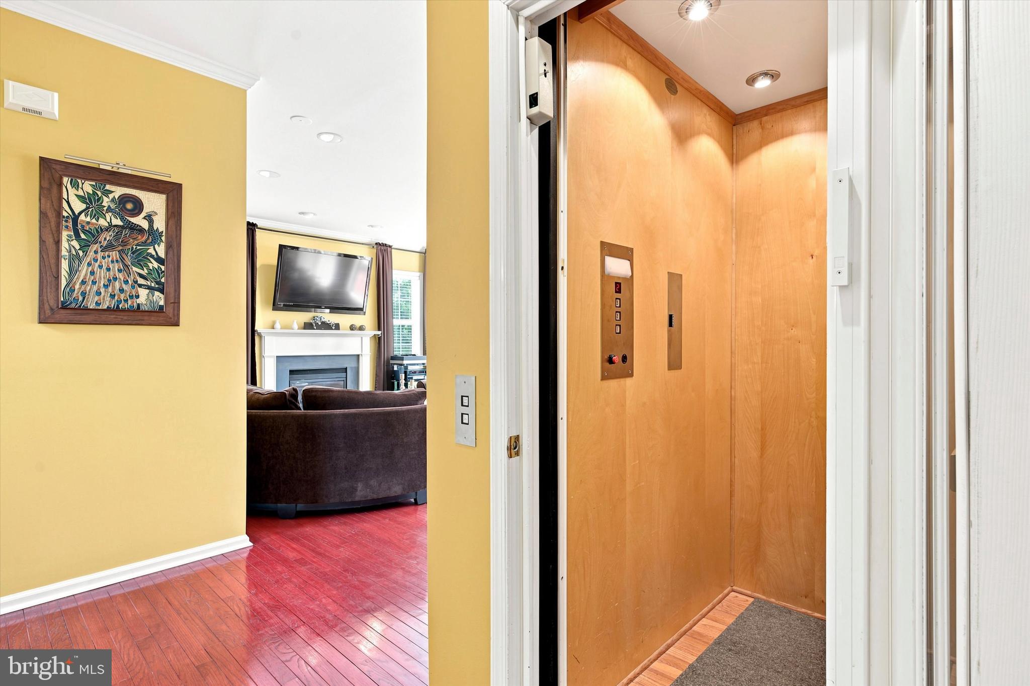 SPRING VALLEY ESTATE - Residential