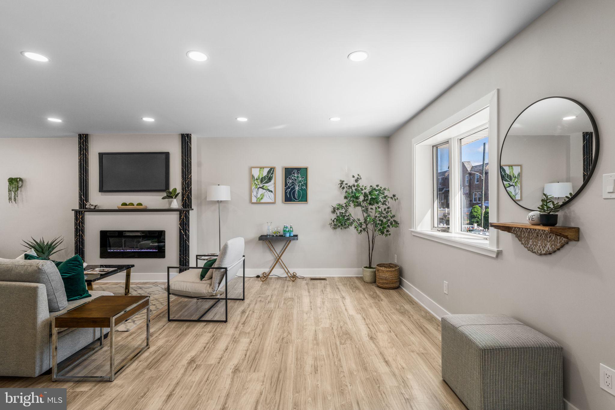 HOLMESBURG - Residential
