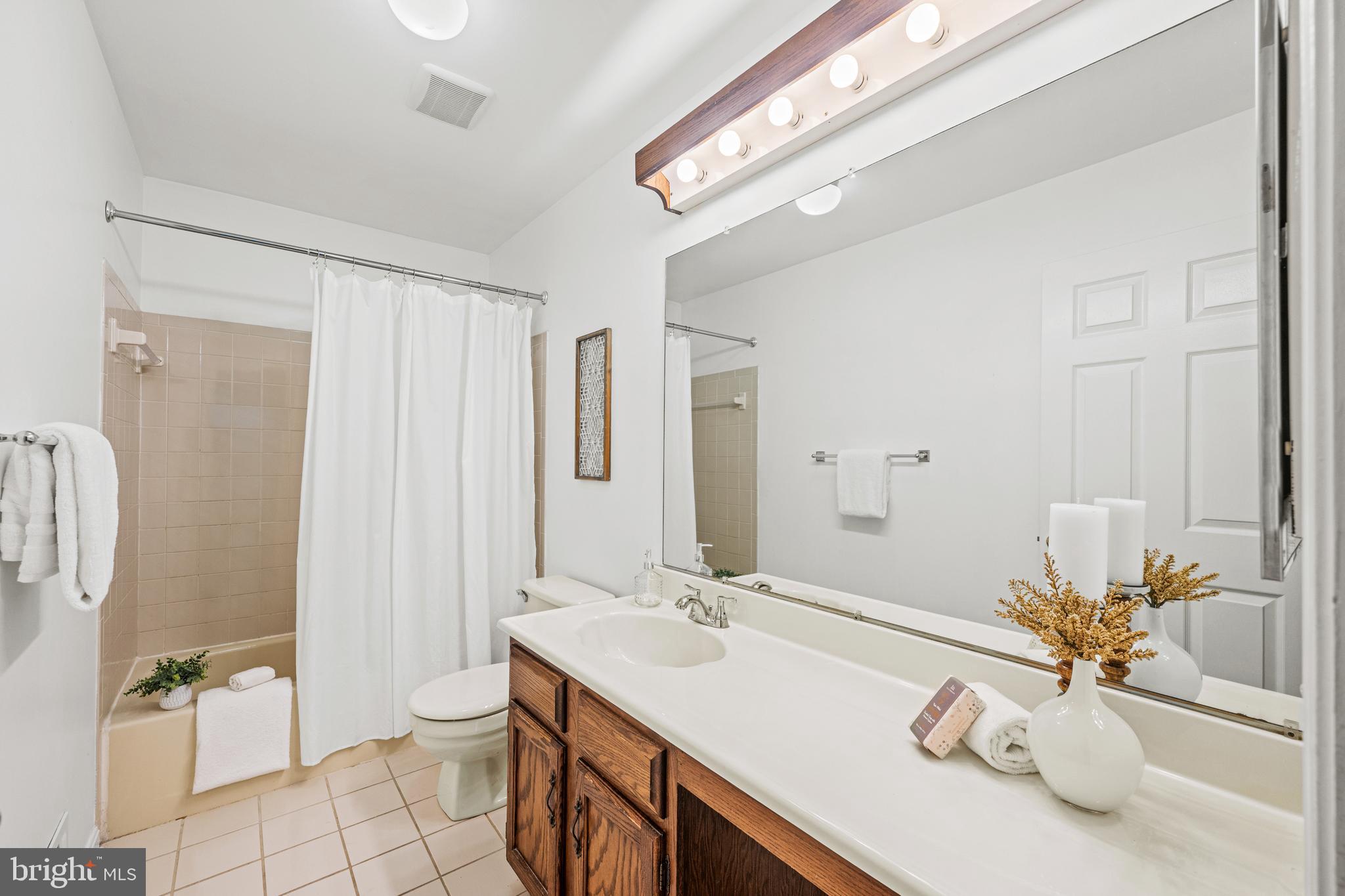 DORSEY HALL - Residential