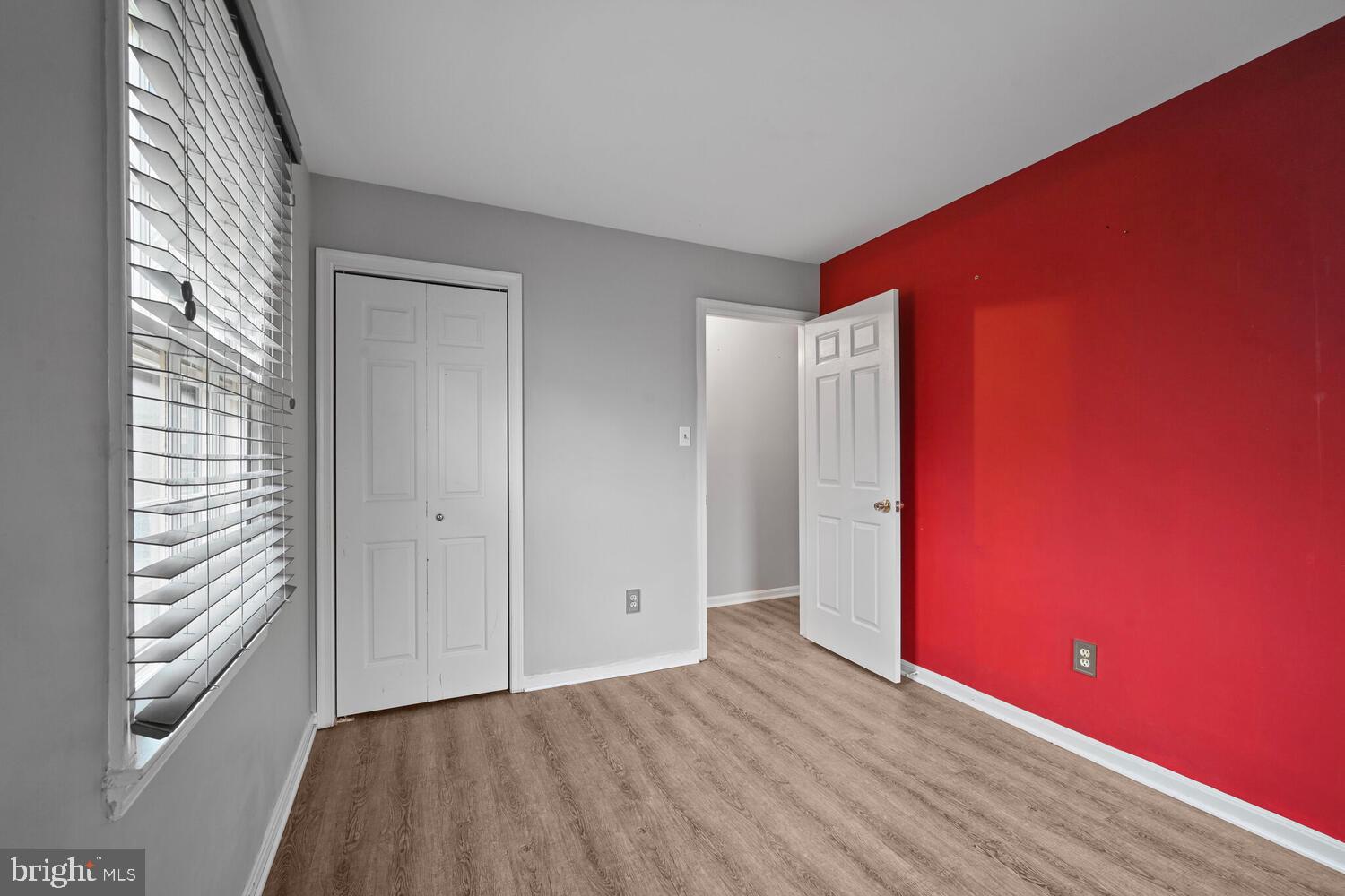 WOODSIDE - Residential