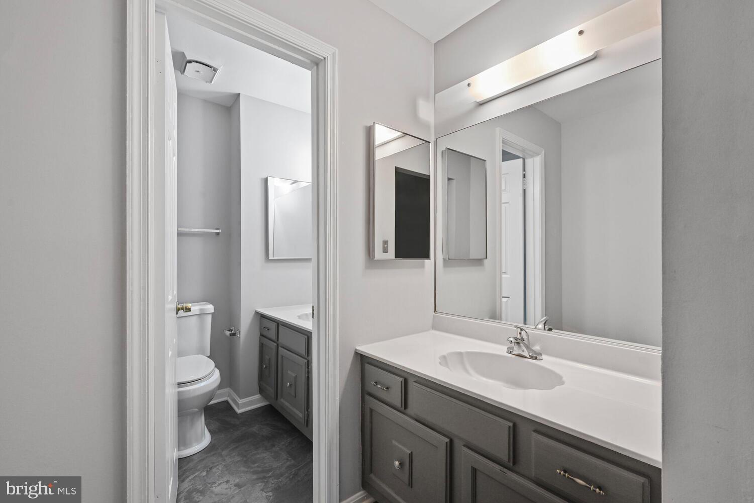 WOODSIDE - Residential