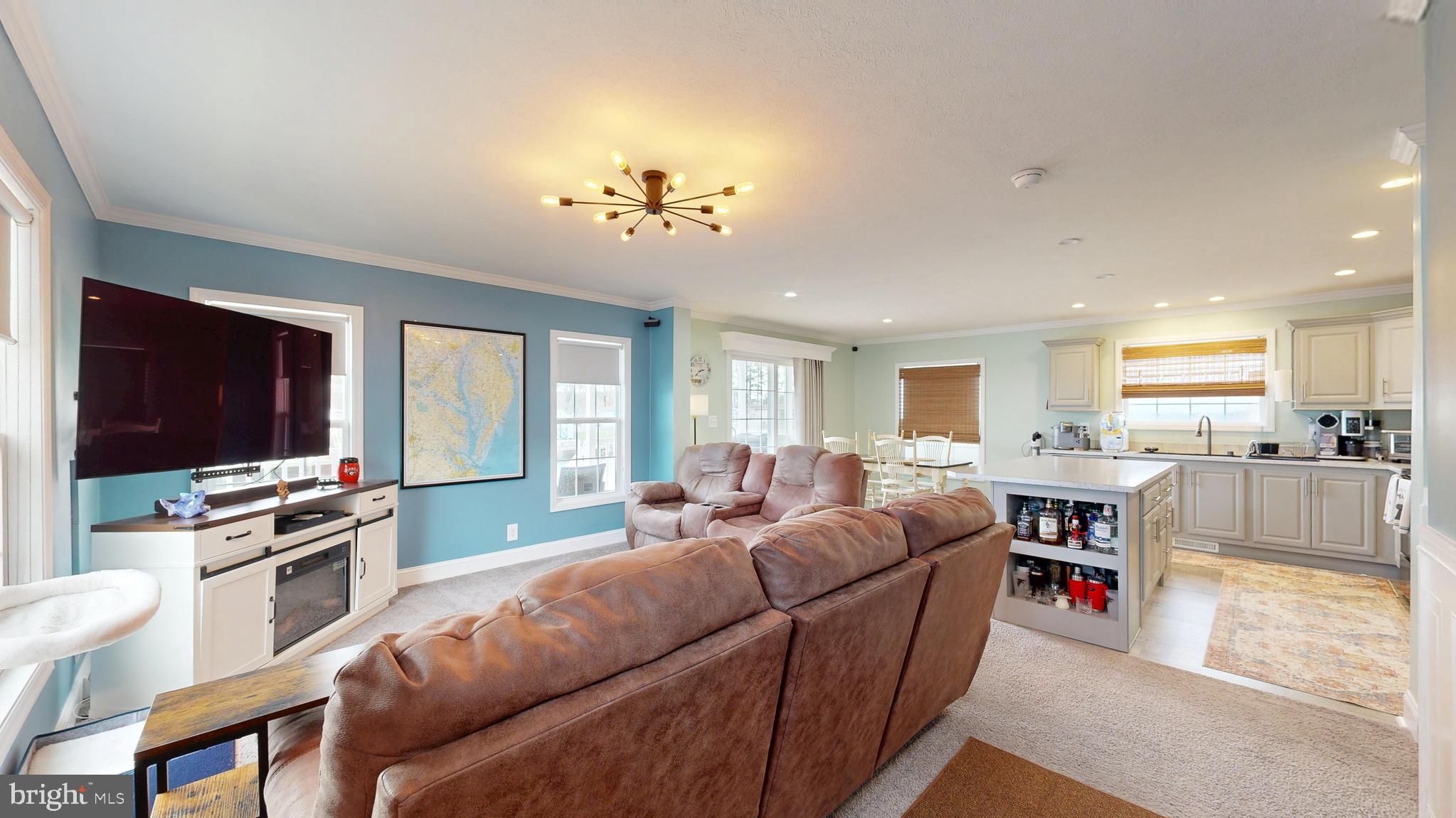MARINERS COVE - Residential