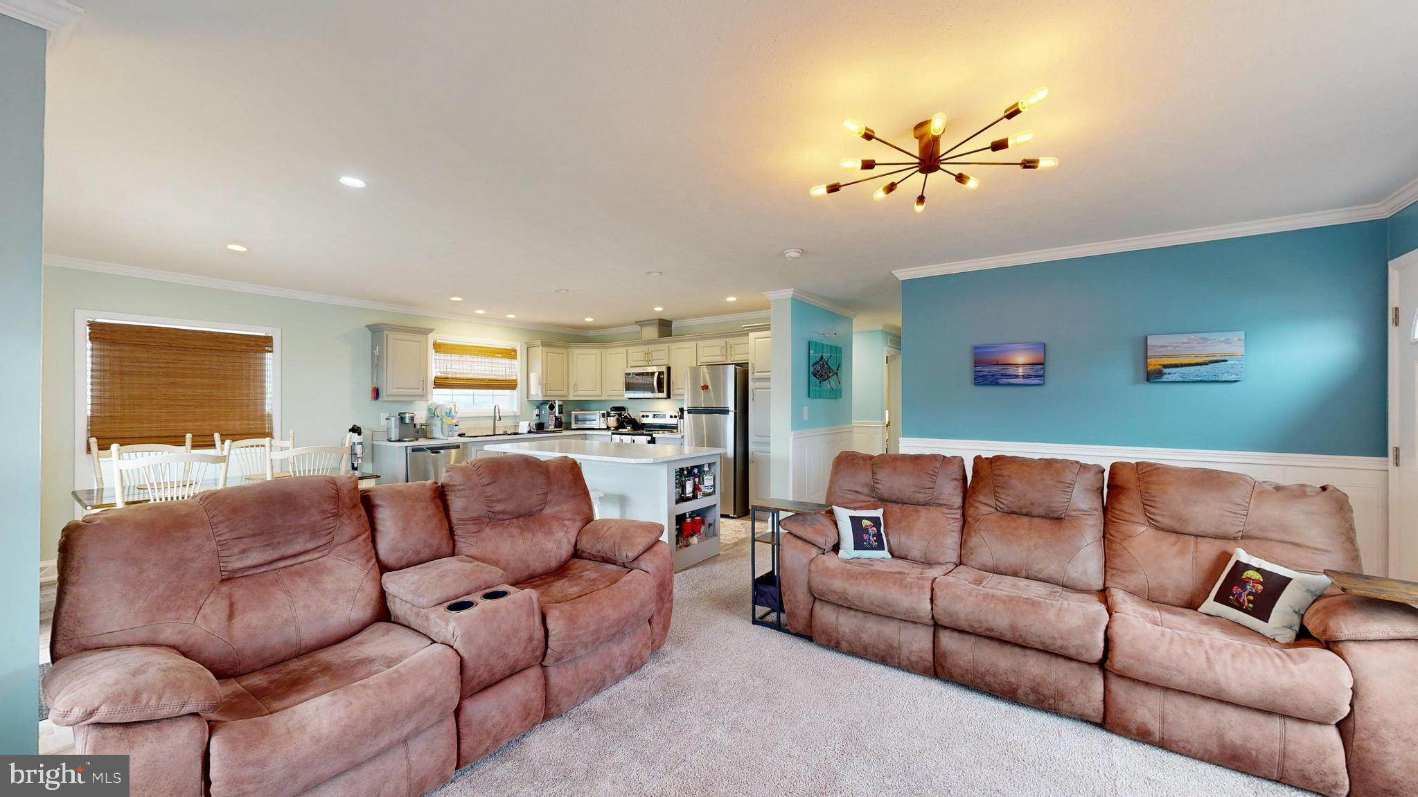 MARINERS COVE - Residential