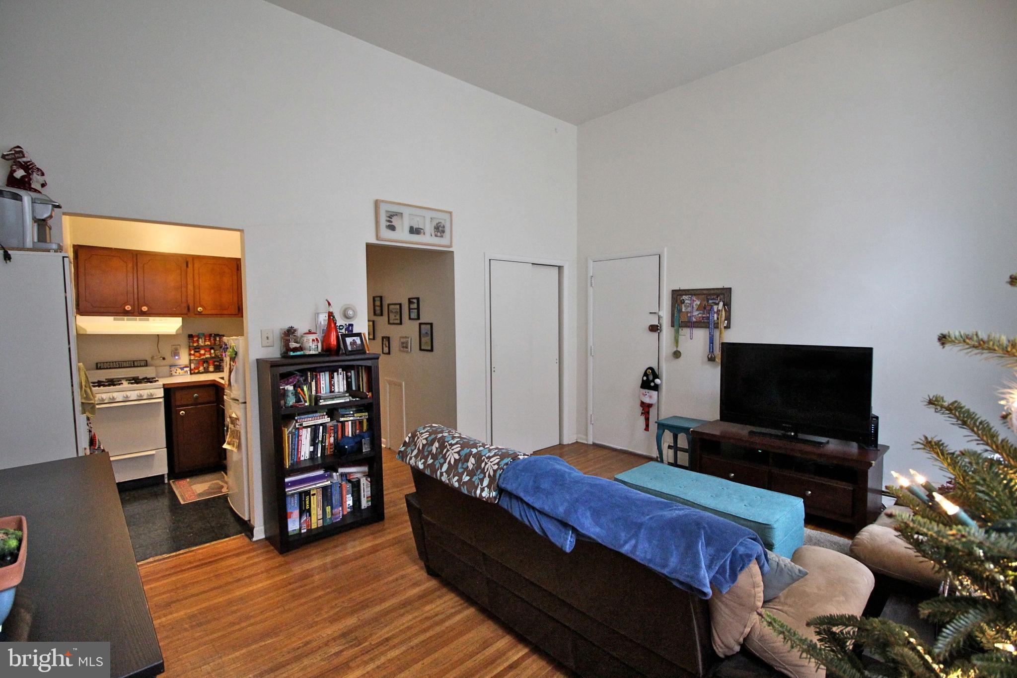 RITTENHOUSE SQUARE - Residential Lease