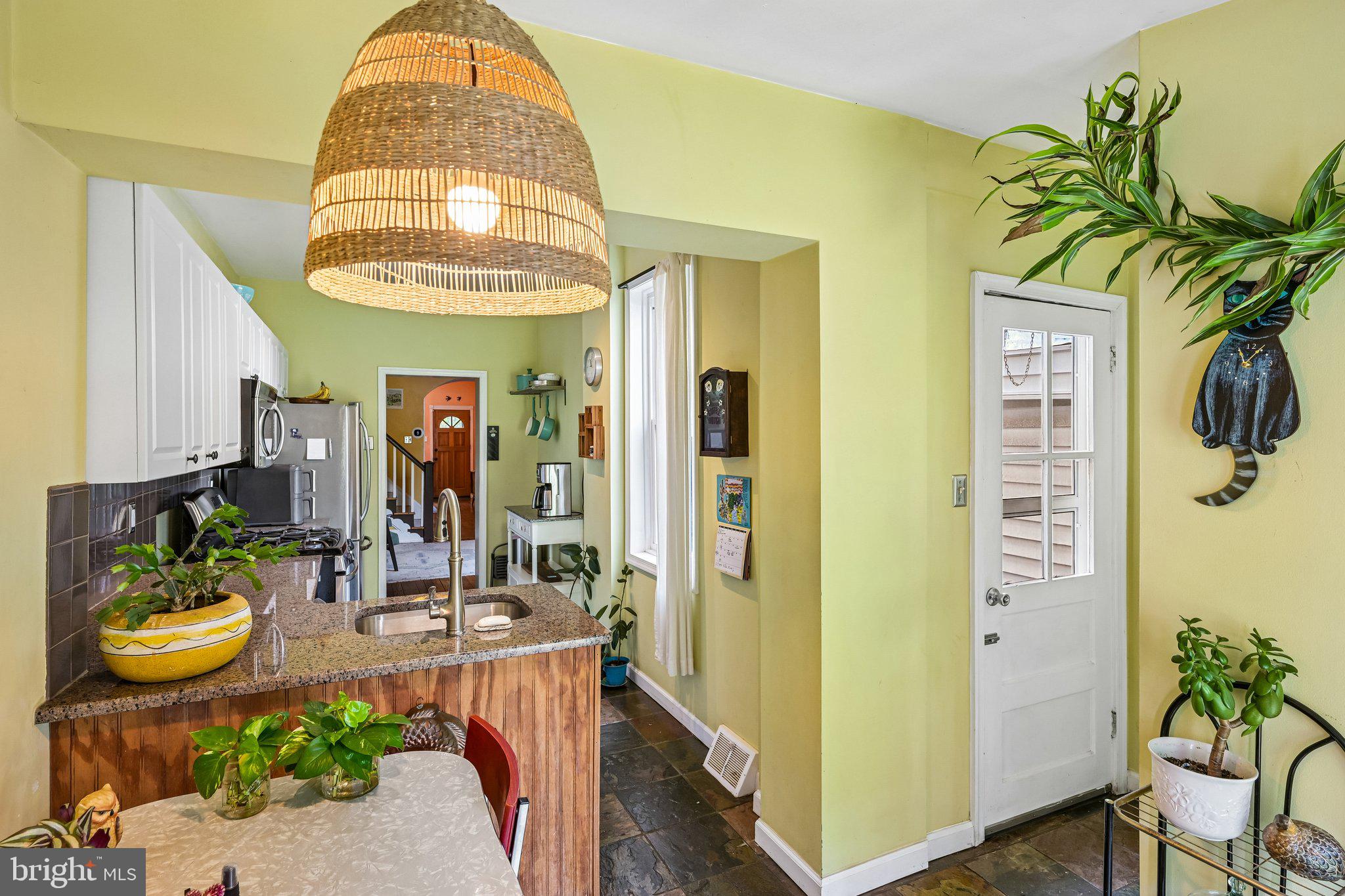 EAST FALLS - Residential