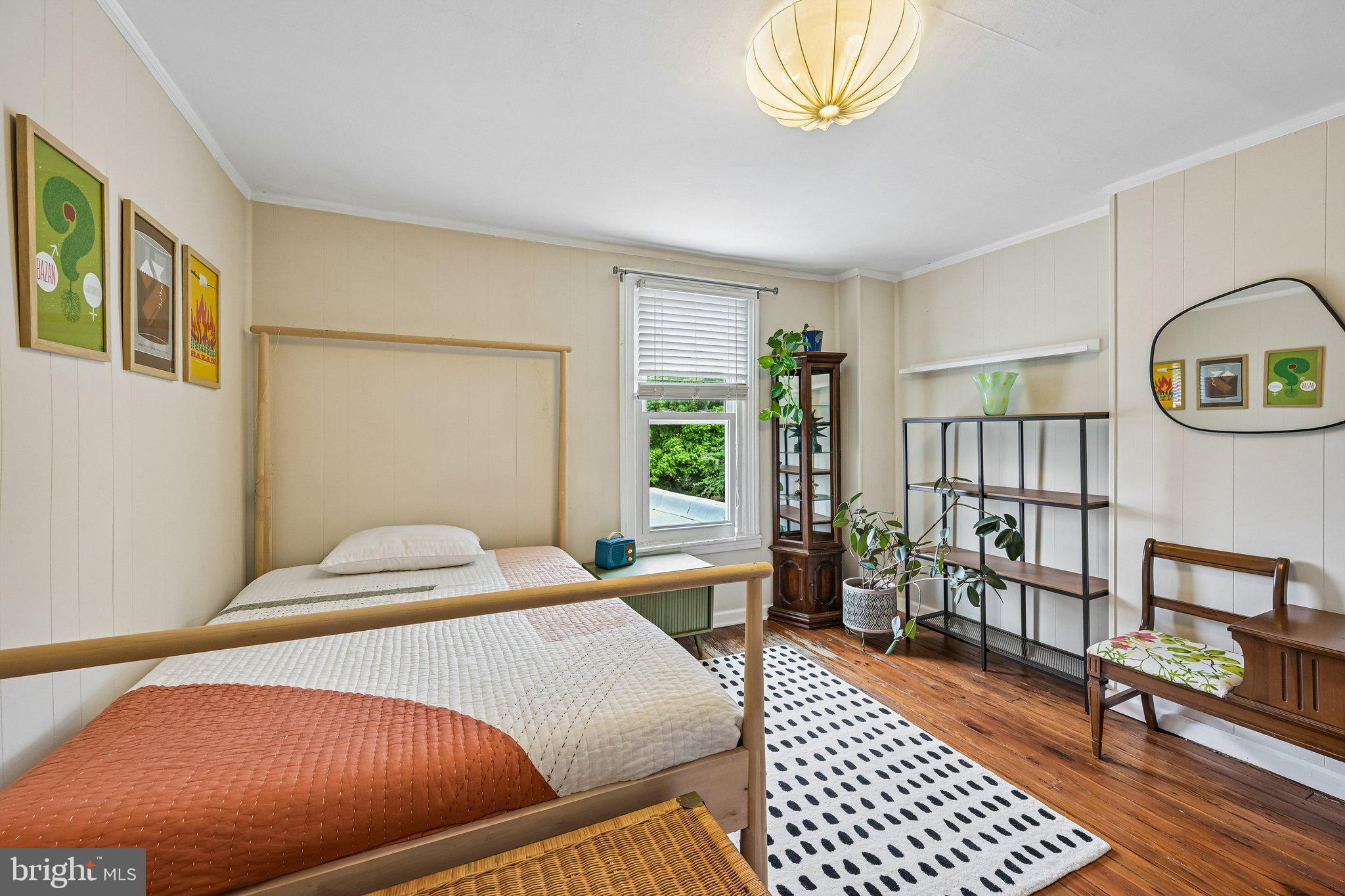 EAST FALLS - Residential